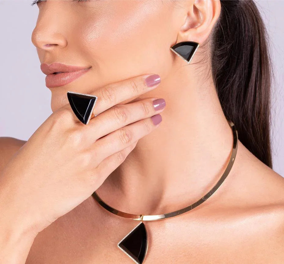 BLACK OBSIDIAN STONE TRIANGULAR | GOLD PLATED | OPULENCE | BRAINSTORM JEWELRY - Brainstorm Jewelry