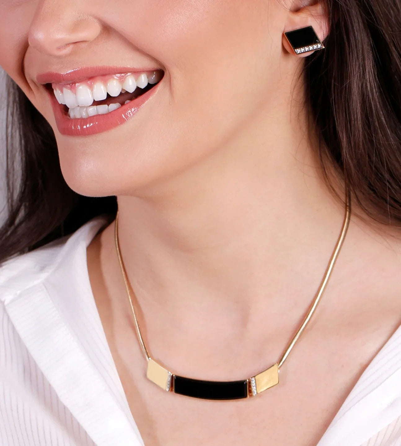 BLACK OBSIDIAN TIMES SQUARE NECKLACE | GOLD PLATED | NYFW | BRAINSTORM JEWELRY - Brainstorm Jewelry