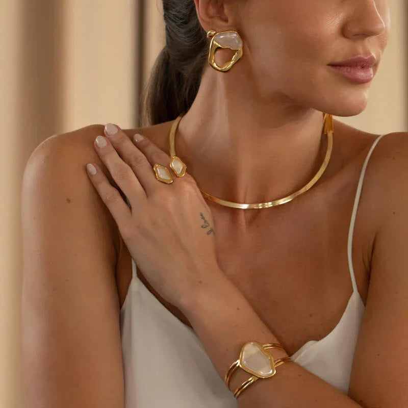 MILKY QUARTZ WAVY BRACELET | GOLD PLATED |OPULENCE | BRAINSTORM JEWELRY - Brainstorm Jewelry
