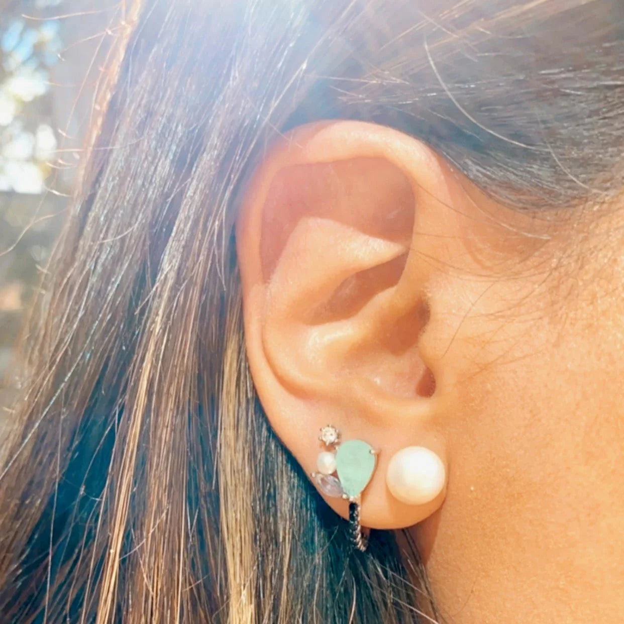 FUSION EMERALD, PEARL AND TANZANITE EAR HOOK EDILENE EARRING | 925 QUEEN | BRAINSTORM JEWELRY - Brainstorm Jewelry