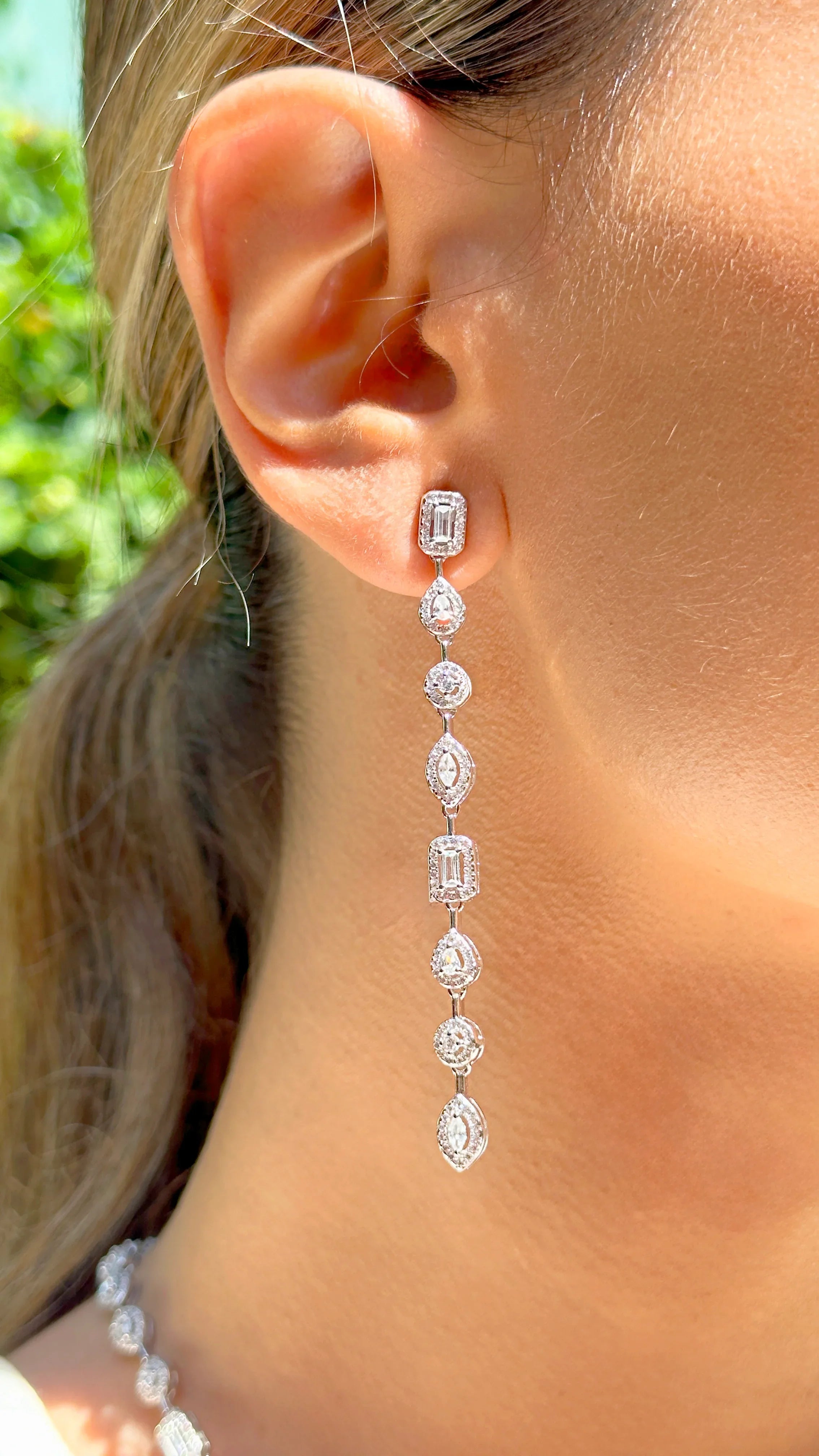 ZIRCONIA RIVIERA BELLA EARRING | SILVER | 925 QUEEN | BRAINSTORM JEWELRY - Brainstorm Jewelry