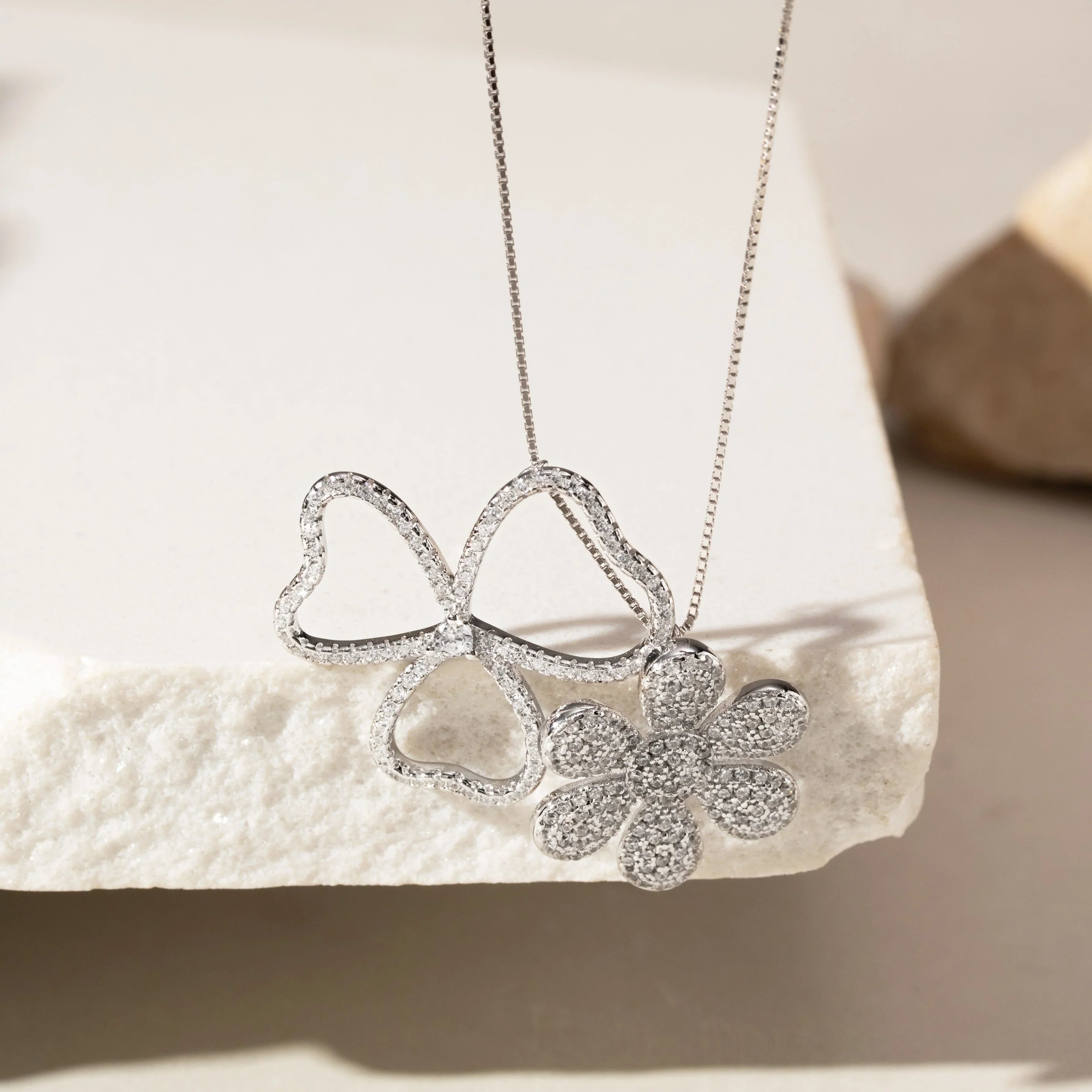 OLIVIA FLOWER/ CLOVER NECKLACE | 925 QUEEN | BRAINSTORM JEWELRY - Brainstorm Jewelry