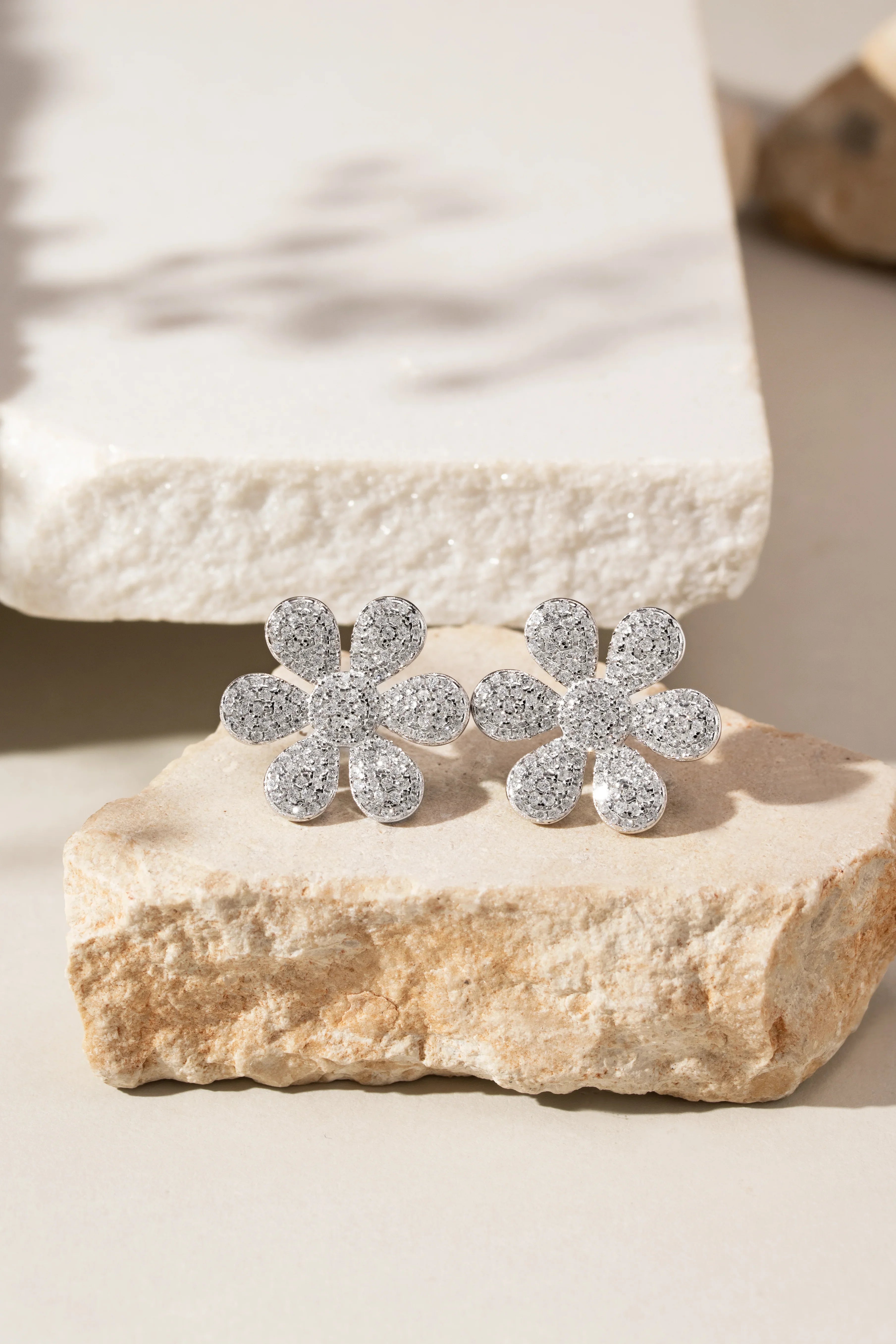 OLIVIA FLOWER EARRING | 925 QUEEN | BRAINSTORM JEWELRY - Brainstorm Jewelry