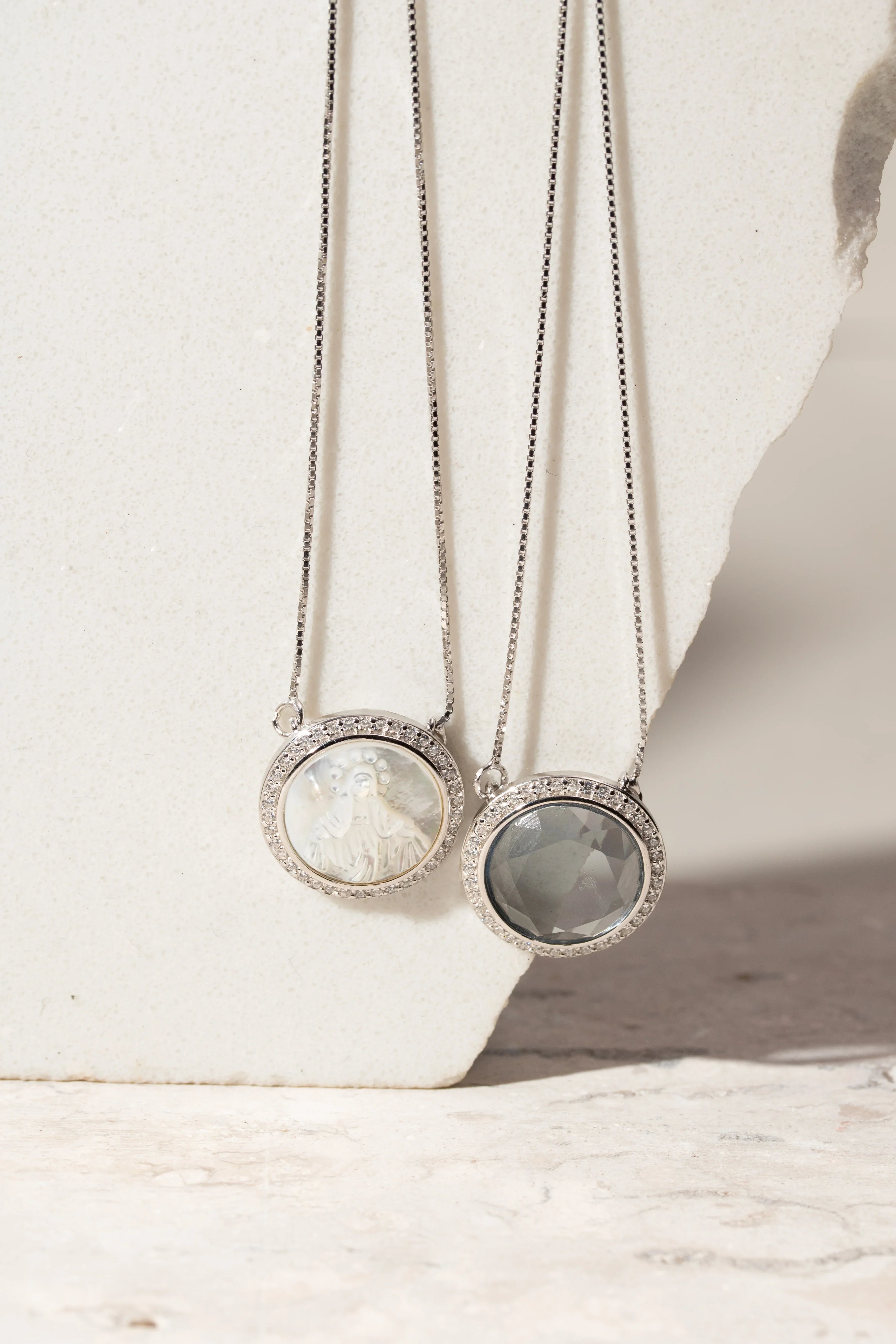 FUSION BLUE ZIRCONIA SCAPULAR MARIA NECKLACE | 925 QUEEN | BRAINSTORM JEWELRY - Brainstorm Jewelry