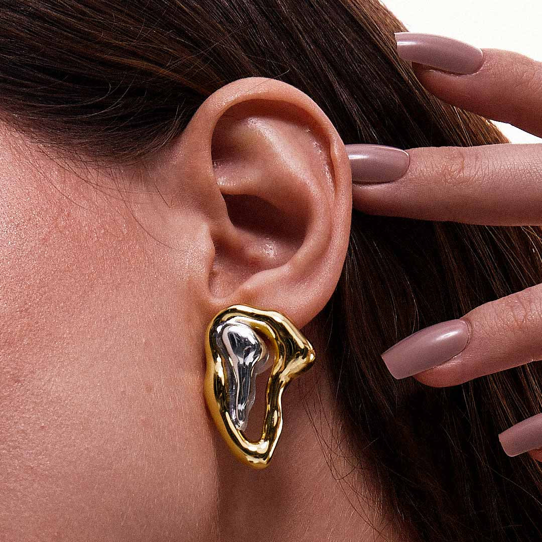 AUTHENTIC SMALL EARRING | 18k GOLD PLATED | UNSTOPPABLE COLLECTION | BRAINSTORM JEWELRY