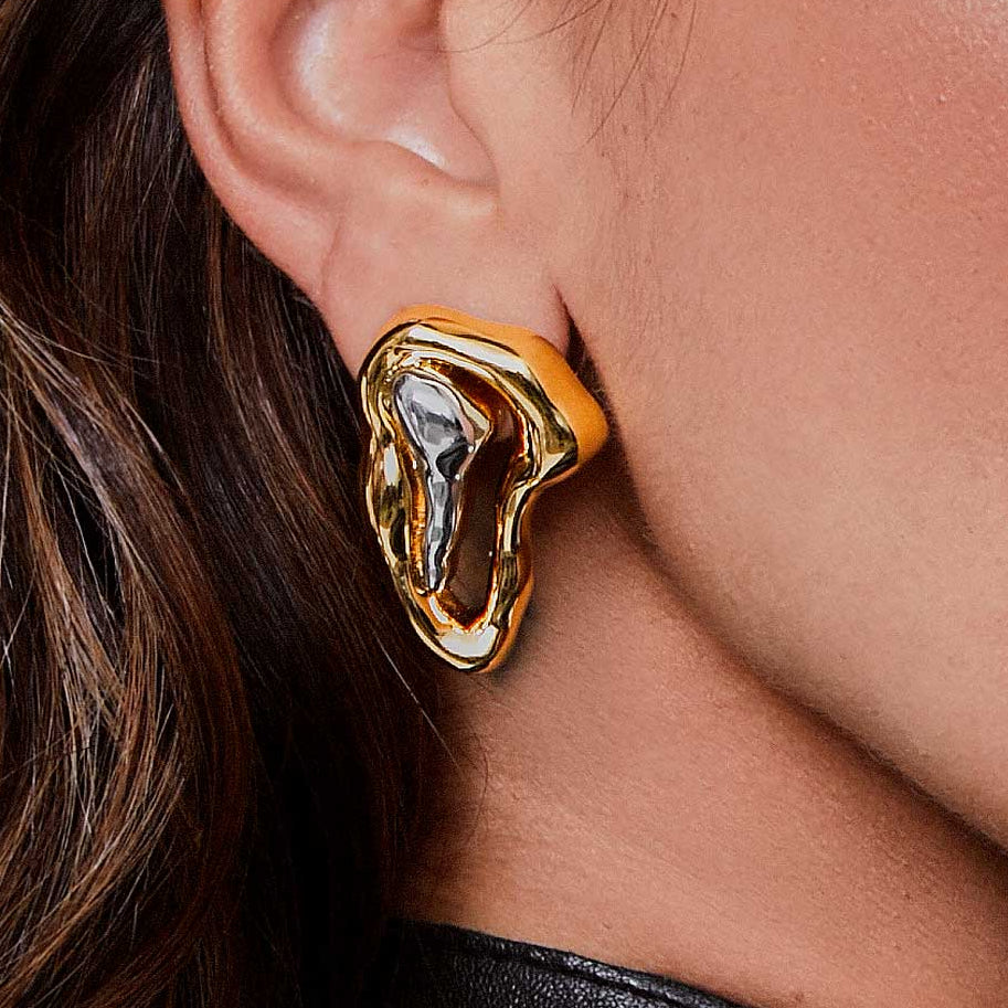 AUTHENTIC SMALL EARRING | 18k GOLD PLATED | UNSTOPPABLE COLLECTION | BRAINSTORM JEWELRY