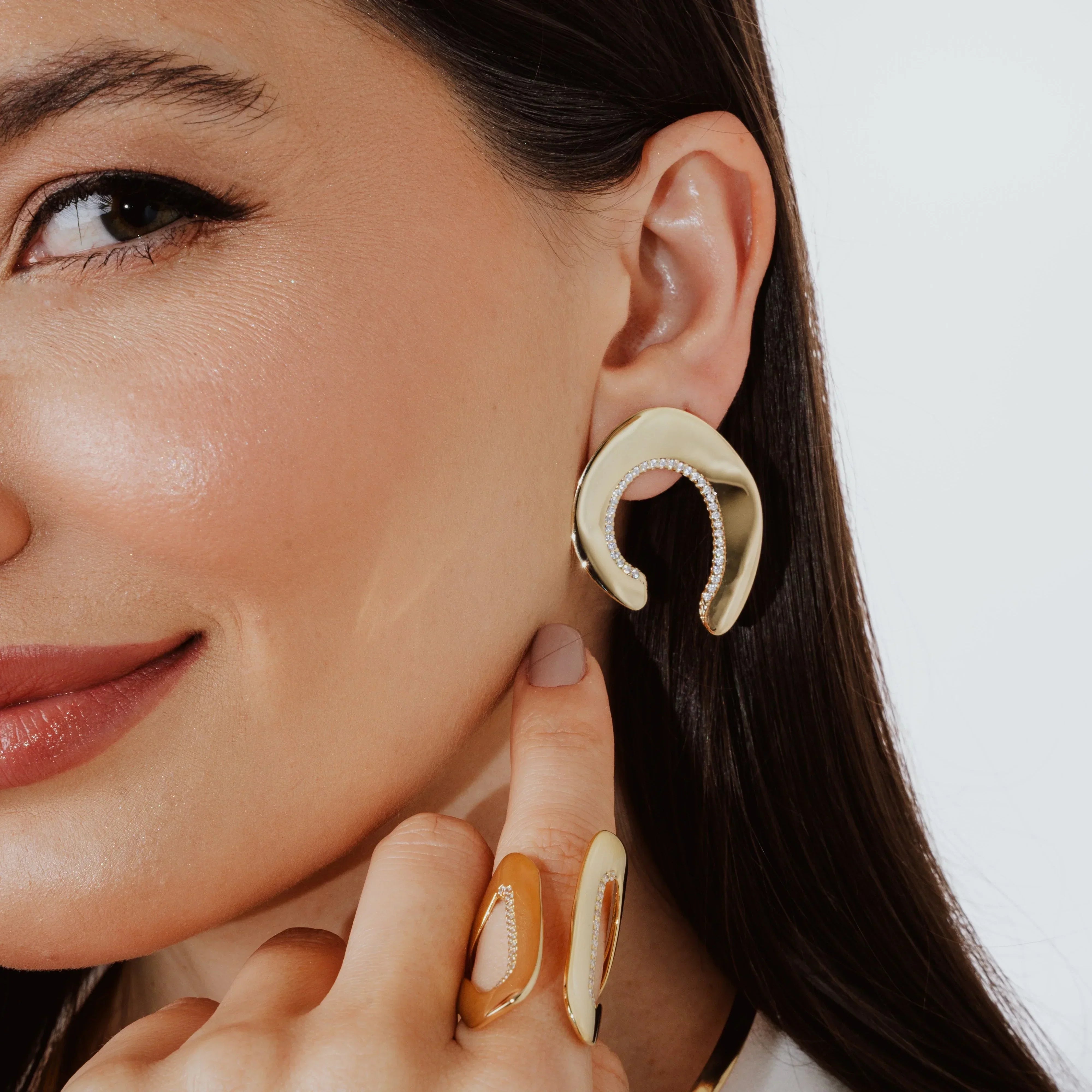 ZIRCONIA MERRY KISS EARRING | GOLD PLATED | SHINE BRIGHT | BRAINSTORM JEWELRY - Brainstorm Jewelry