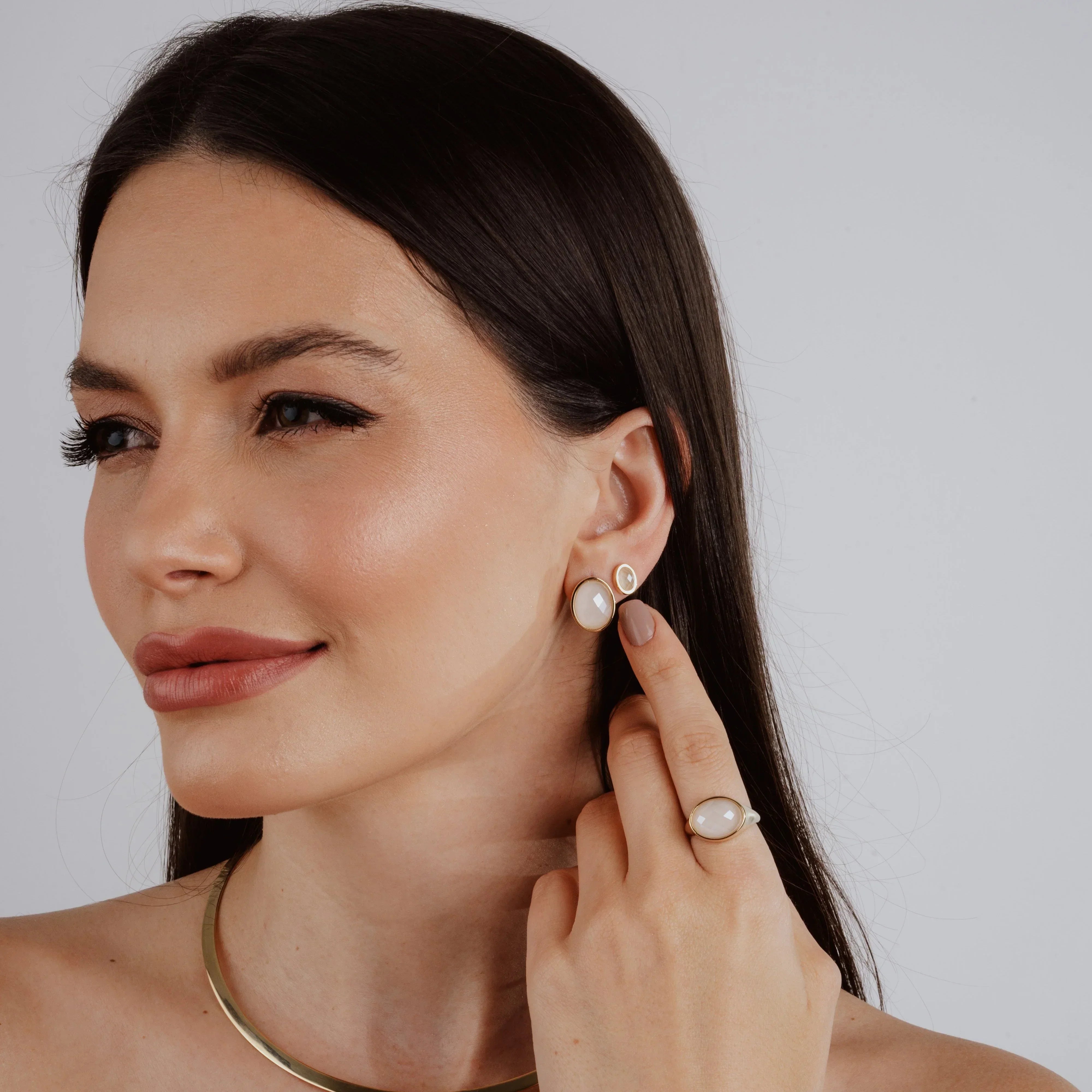 ARAGONITE SNOW QUEEN HOOP EARRING | GOLD PLATED | SHINE BRIGHT | BRAINSTORM JEWELRY - Brainstorm Jewelry