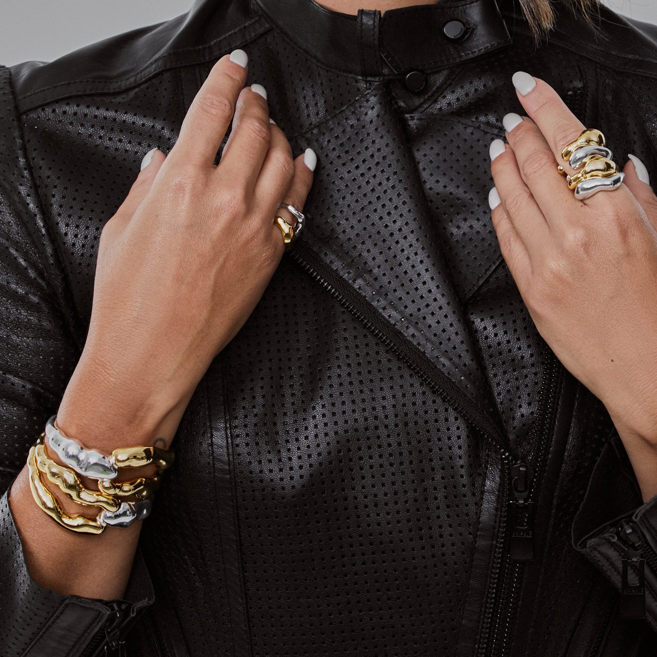 AUTHENTIC BRACELET | 18K GOLD PLATED | UNSTOPPABLE COLLECTION | BRAINSTORM JEWELRY