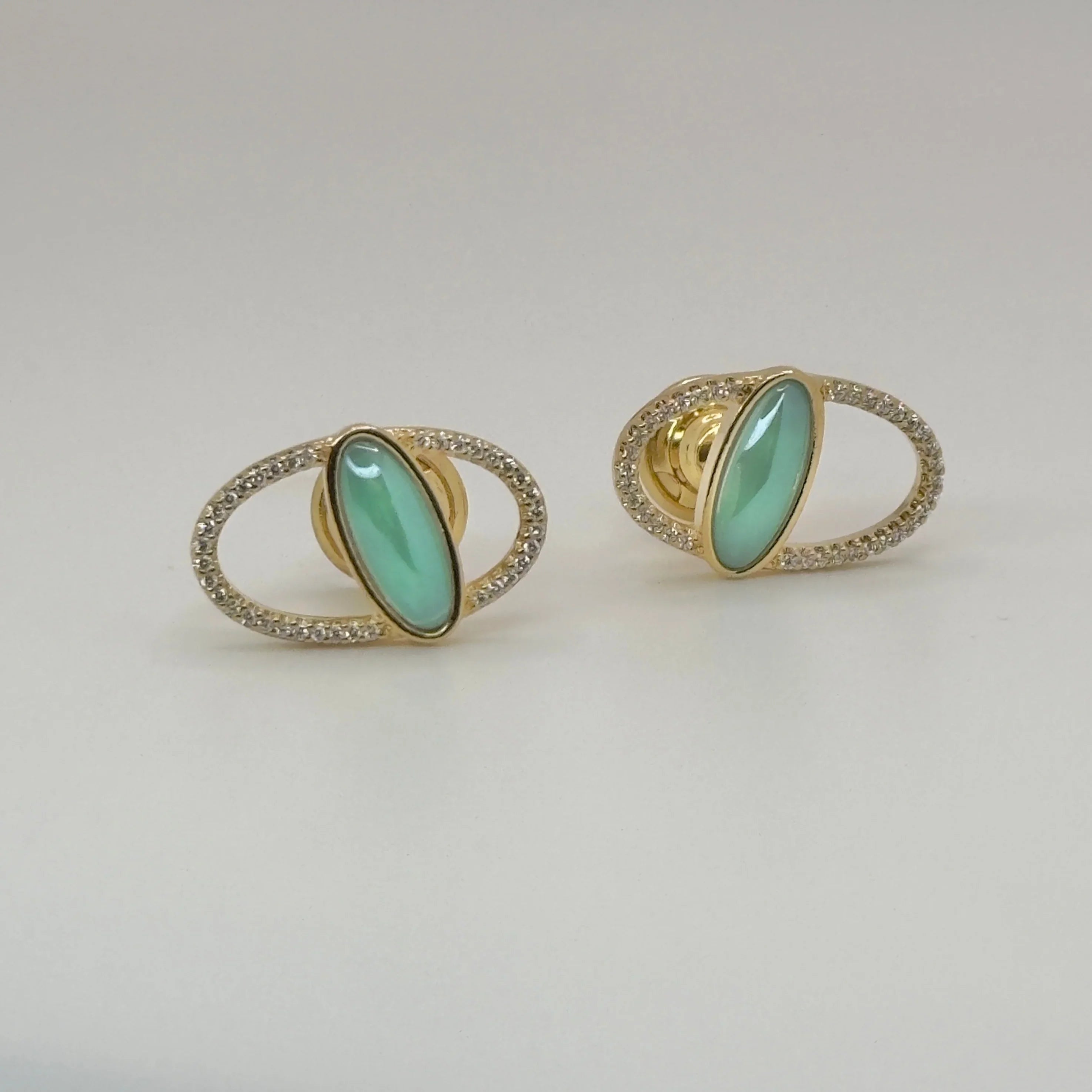AQUAMARINE MADISON AVENUE SMALL EARRING | GOLD PLATED | NYFW | BRAINSTORM JEWELRY - Brainstorm Jewelry