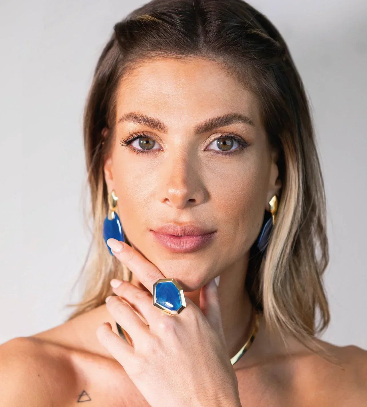 BLUE AGATE SUBLIME EARRING | GOLD PLATED | OPULENCE | BRAINSTORM JEWELRY - Brainstorm Jewelry