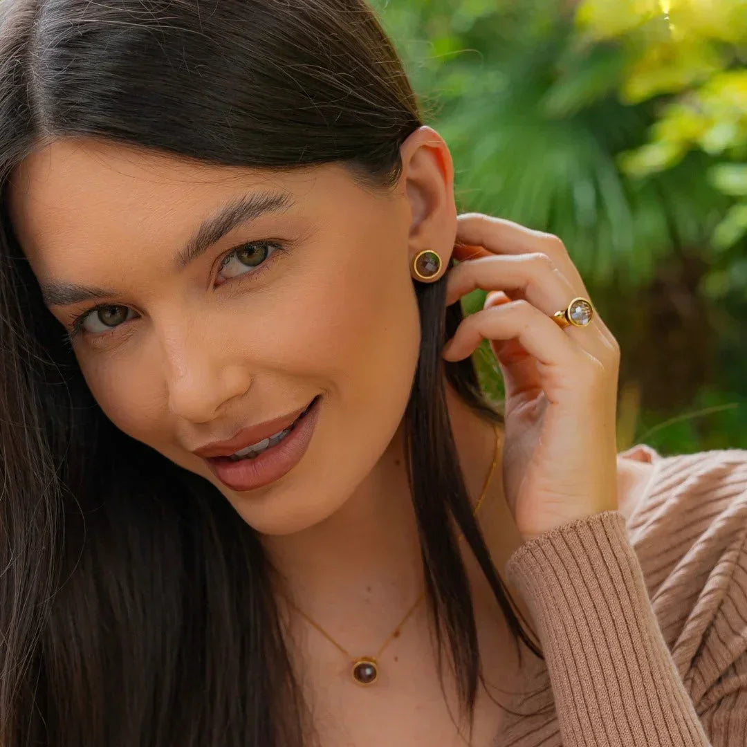 BRINCO DE Argola DE QUARTZO FUMÊ | BANHADO A OURO | MINIMALISTA | JOIAS BRAINSTORM