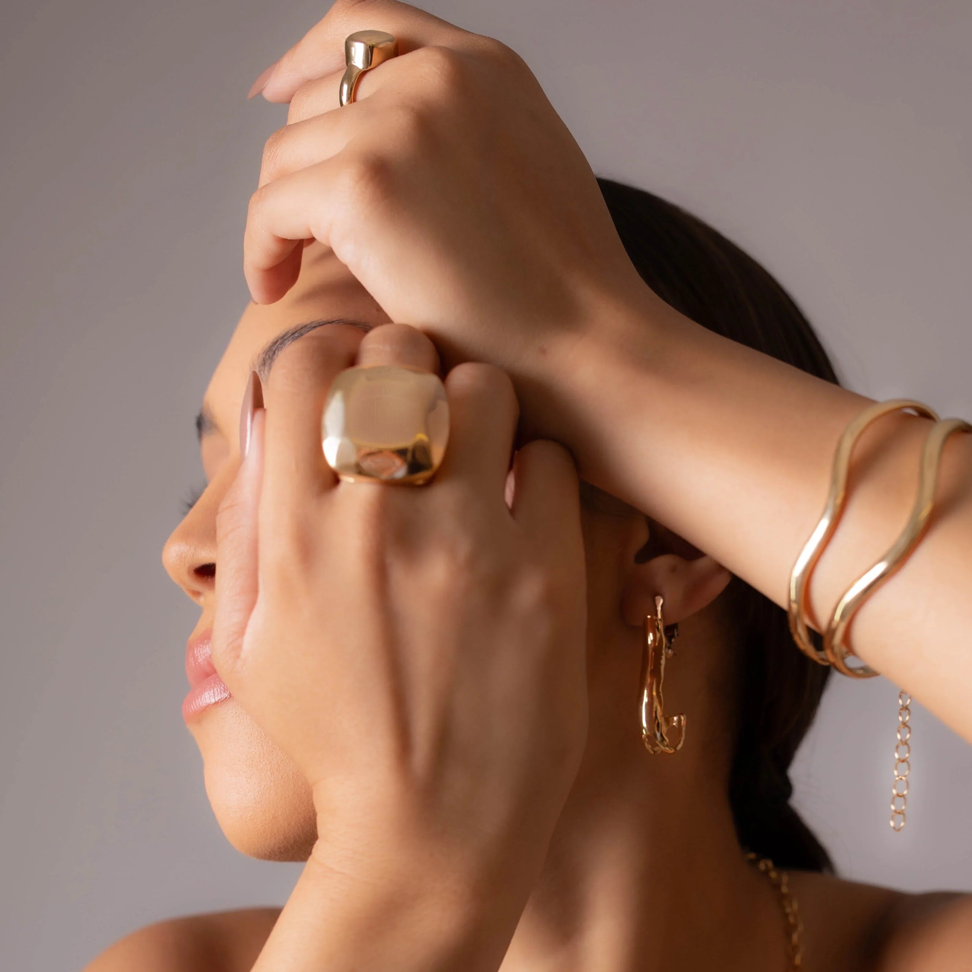 18K GOLD PLATED TITAN RING | ROYALTY |  BRAINSTORM JEWELRY