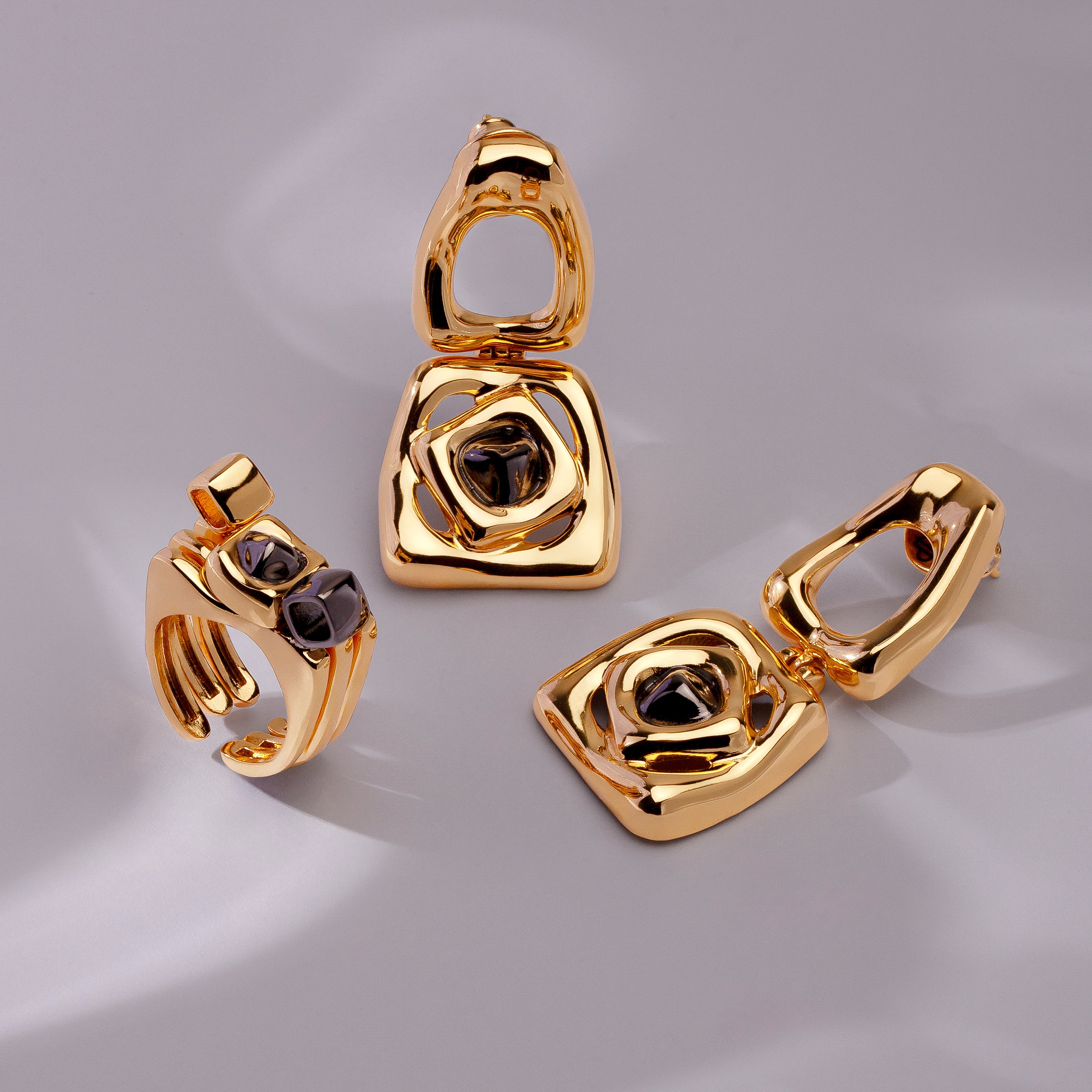 BRAVE BIG EARRING | 18K GOLD PLATED | UNSTOPPABLE COLLECTION | BRAINSTORM JEWELRY