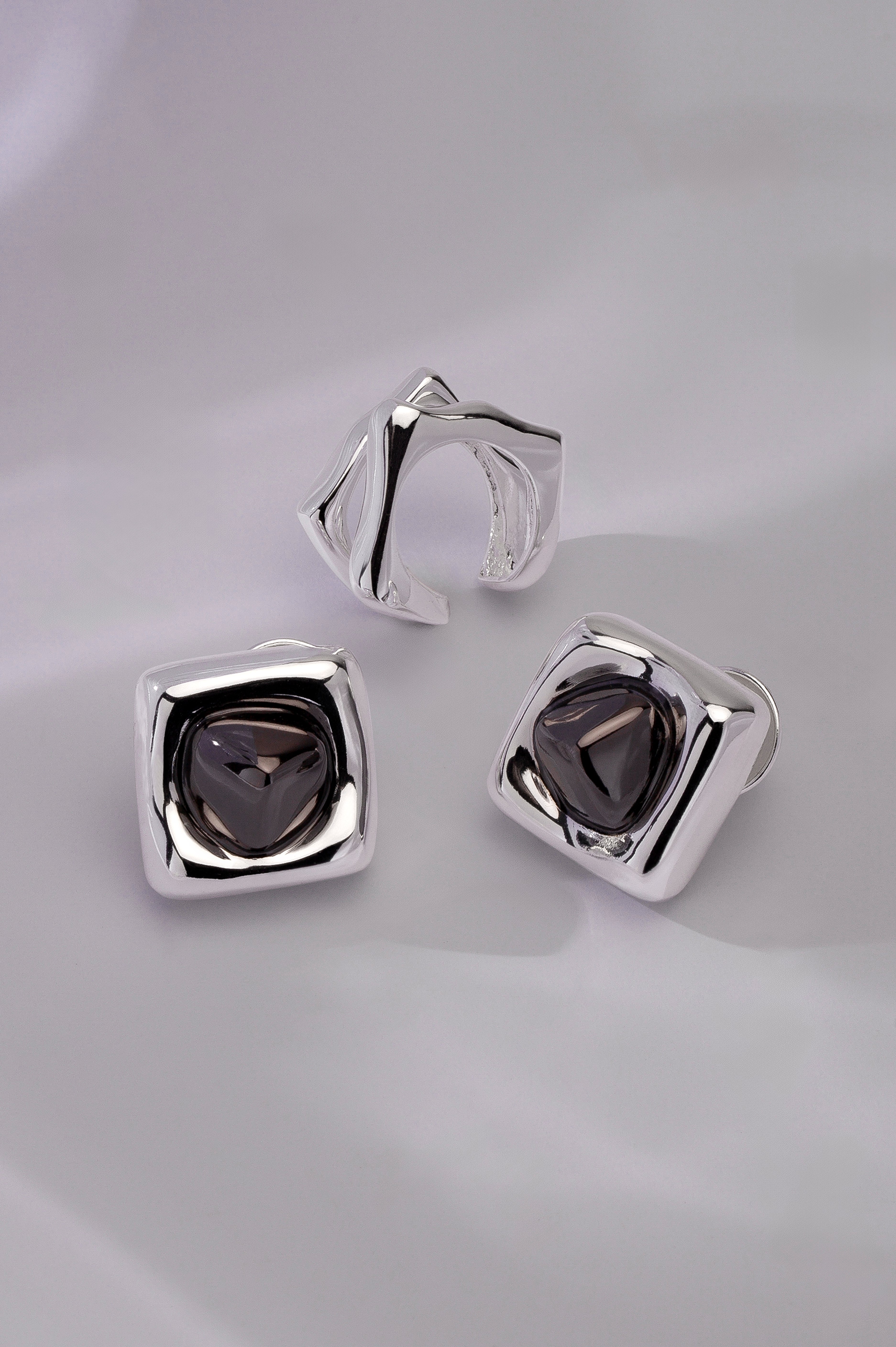BRAVE SMALL EARRING| SILVER PLATED | UNSTOPPABLE COLLECTION | BRAINSTORM JEWELRY
