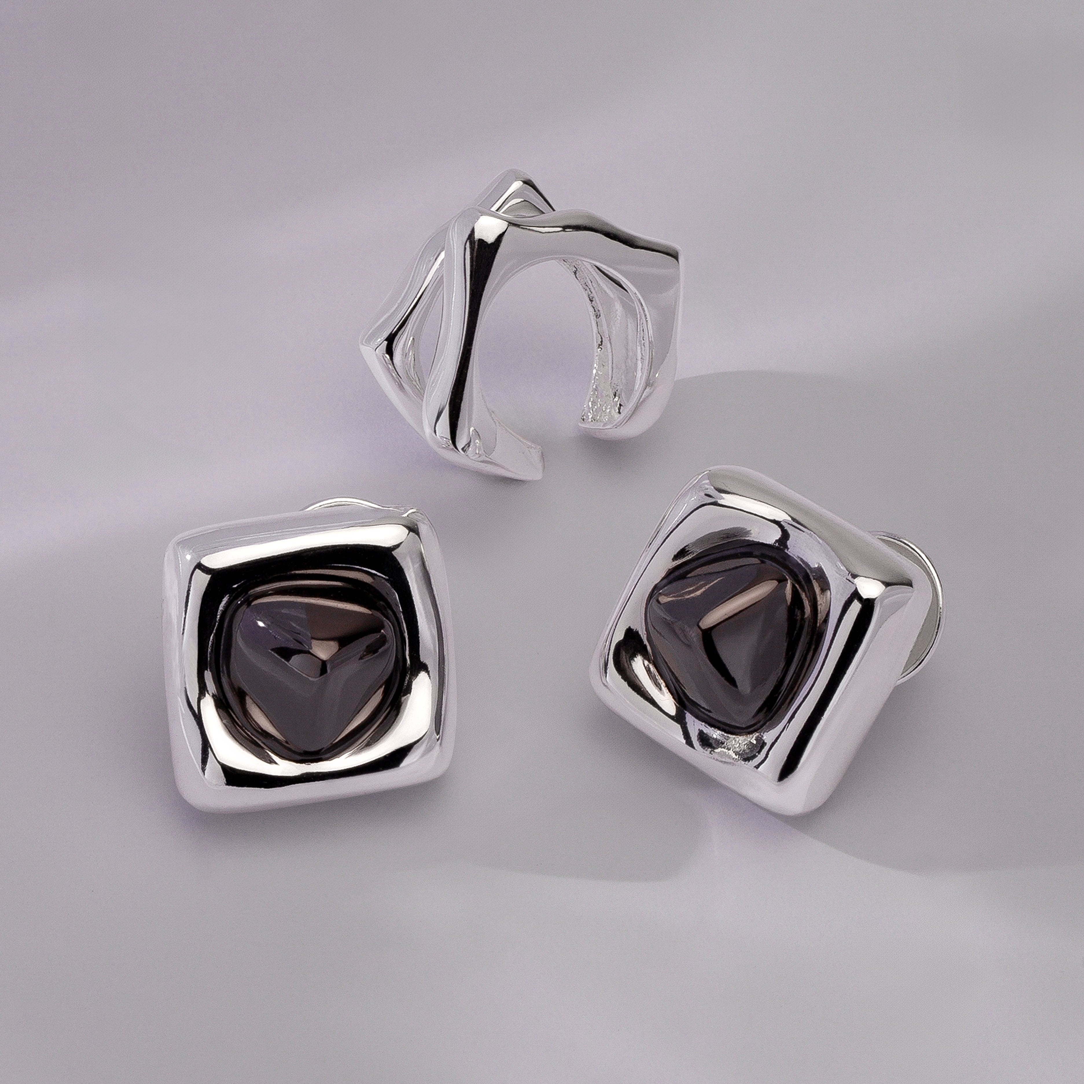 BRAVE SMALL EARRING| SILVER PLATED | UNSTOPPABLE COLLECTION | BRAINSTORM JEWELRY