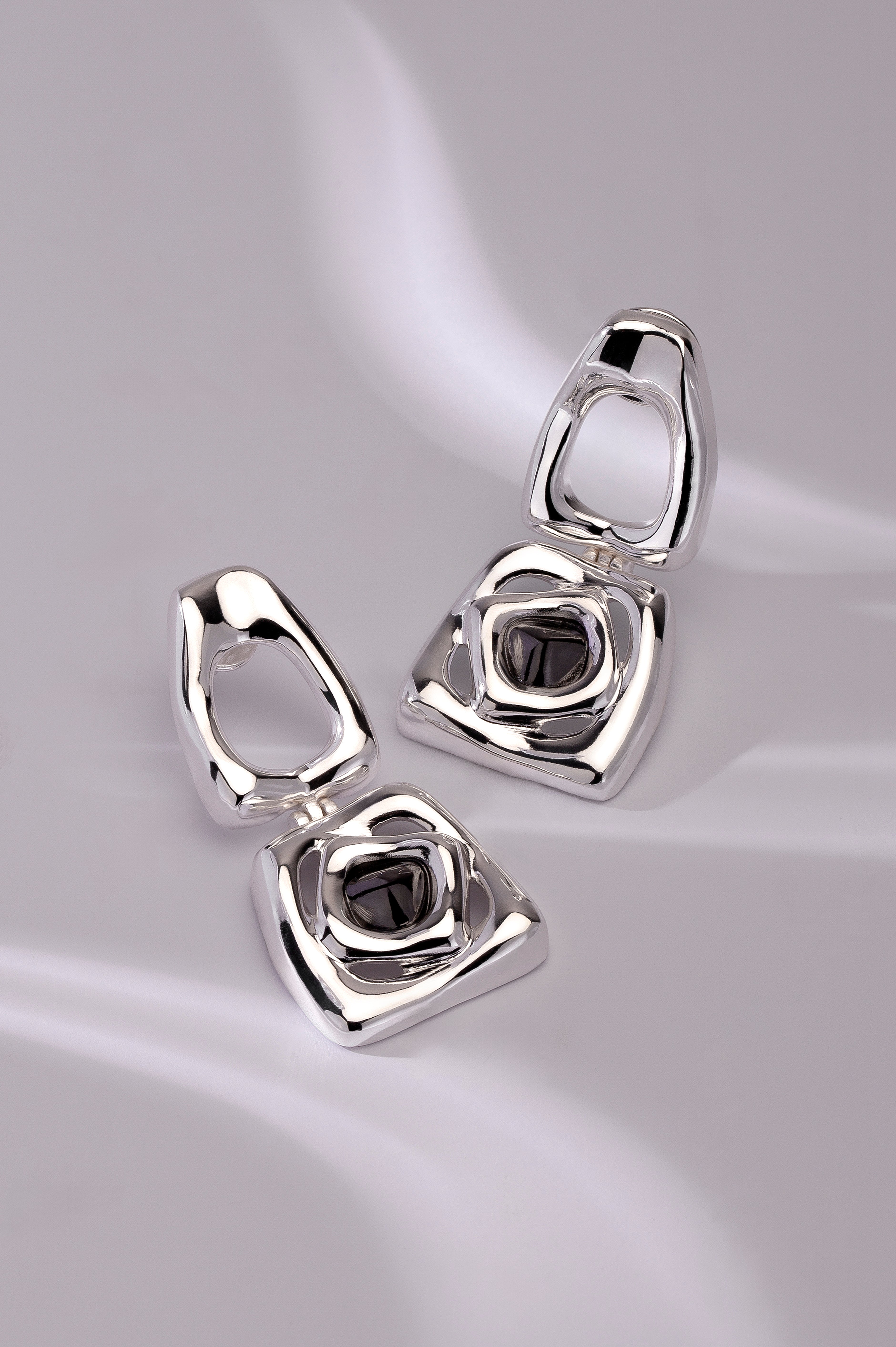 BRAVE BIG EARRING | SILVER PLATED | UNSTOPPABLE COLLECTION | BRAINSTORM JEWELRY
