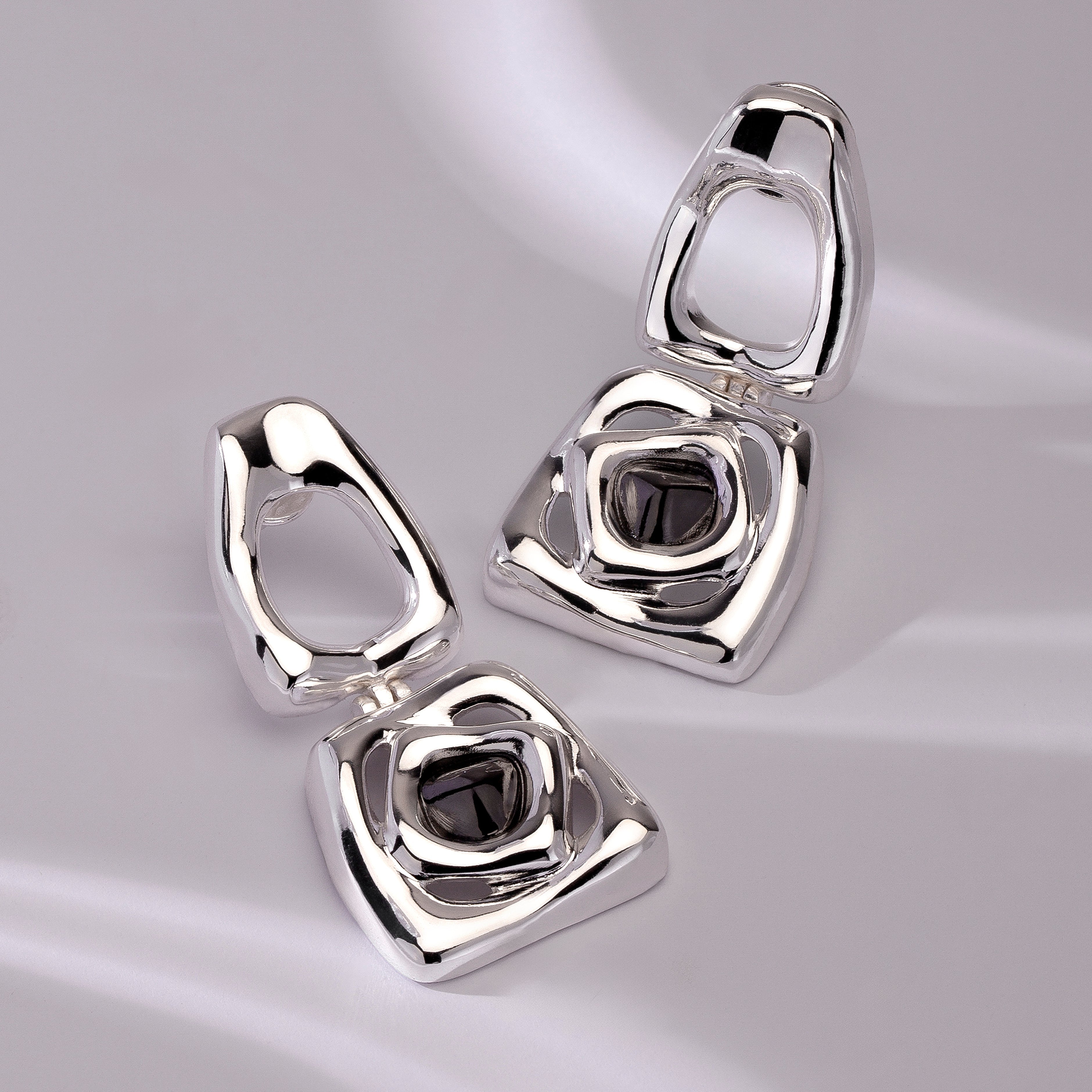 BRAVE BIG EARRING | SILVER PLATED | UNSTOPPABLE COLLECTION | BRAINSTORM JEWELRY