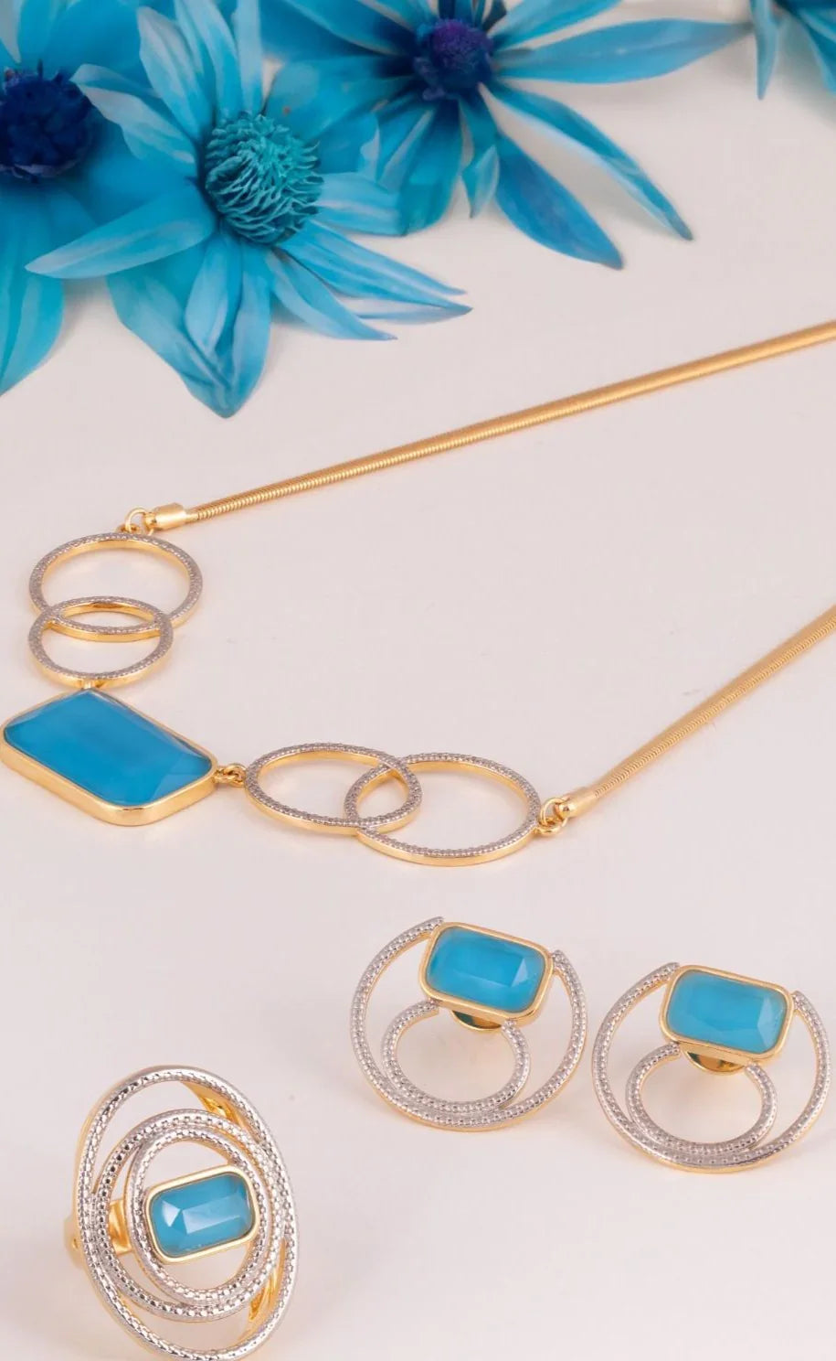 TURQUOISE BLUE QUARTZ HUDSON WHISPER NECKLACE | GOLD PLATED | NYFW | BRAINSTORM JEWELRY - Brainstorm Jewelry