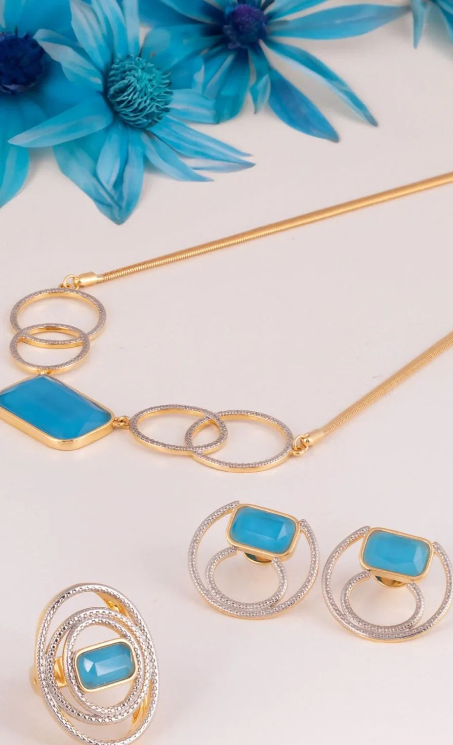 TURQUOISE BLUE QUARTZ HUDSON WHISPER RING | GOLD PLATED | NYFW | BRAINSTORM JEWELRY - Brainstorm Jewelry