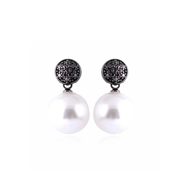 PEARL MOONLIT EARRING | BLACK RHODIUM | ECLIPSE | BRAINSTORM JEWELRY - Brainstorm Jewelry