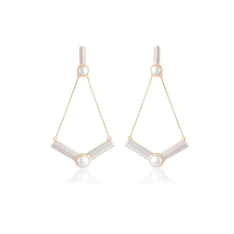 PEARL AND PEARLIZED MILKY QUARTZ EARRINGS - GOLD PLATED OR BLACK METALLIC | BRAINSTORM JEWELRY - Brainstorm Jewelry