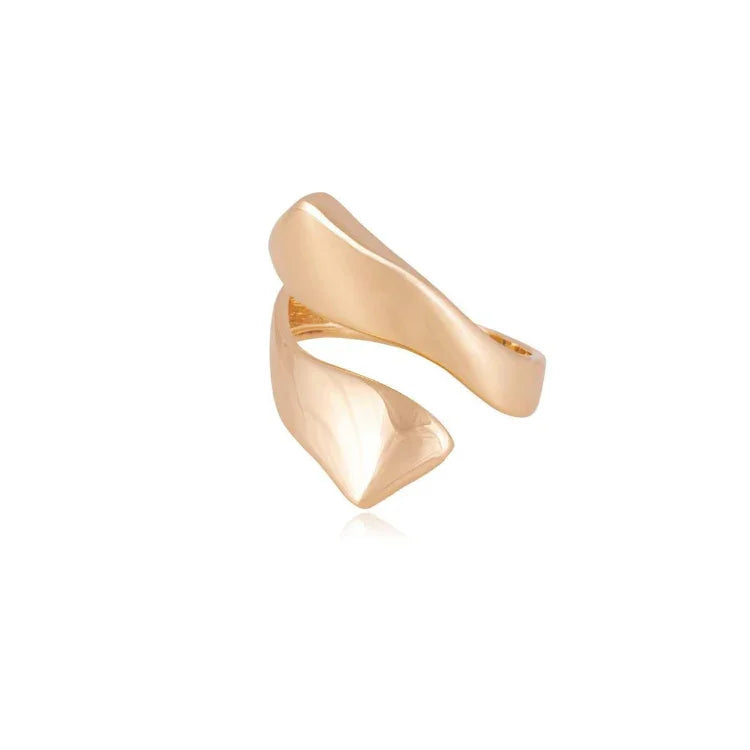 18K PLATED GOLD ELEANOR RING | ROYALTY | BRAINSTORM JEWELRY - Brainstorm Jewelry