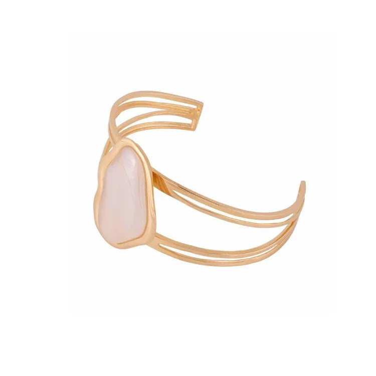 MILKY QUARTZ WAVY BRACELET | GOLD PLATED |OPULENCE | BRAINSTORM JEWELRY - Brainstorm Jewelry