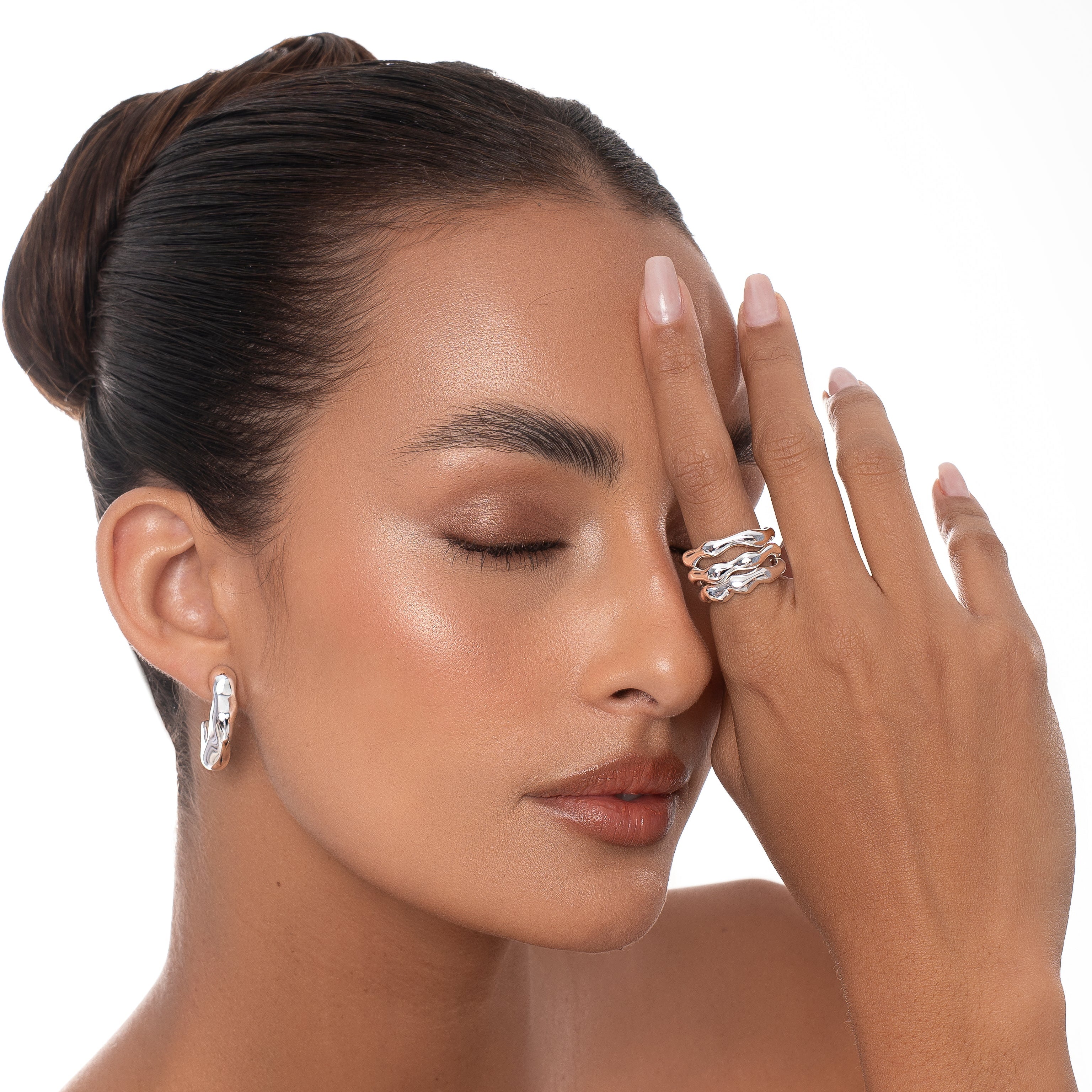 INTENT HOOP EARRING| SILVER PLATED | UNSTOPPABLE COLLECTION | BRAINSTORM JEWELRY