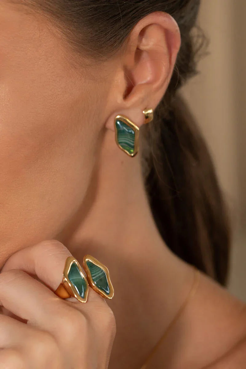 GREEN AGATE UPPER EAST SMALL EARRING | GOLD PLATED | NYFW | BRAINSTORM JEWELRY - Brainstorm Jewelry