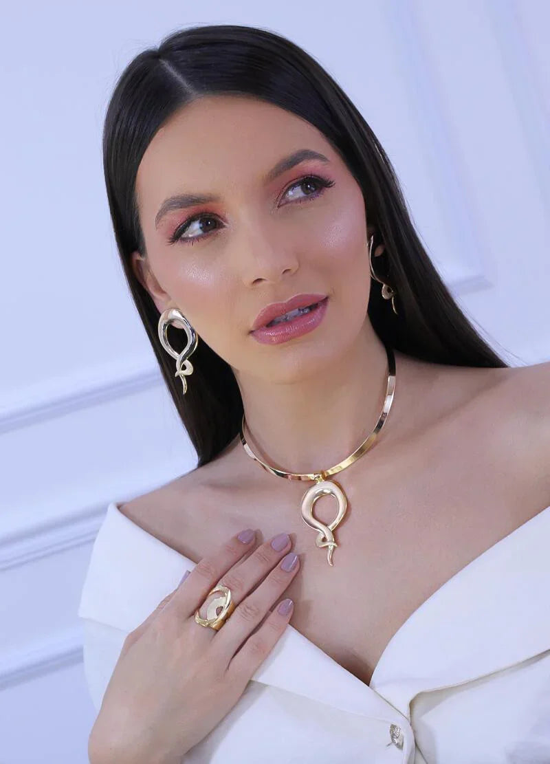 18K GOLD SPIRAL RING NECKLACE | GOLD PLATED | SHINE BRIGHT | BRAINSTORM JEWELRY - Brainstorm Jewelry