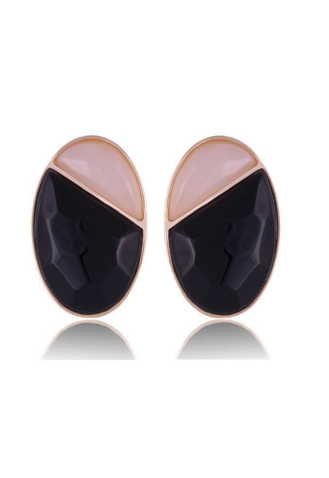 MEDIUM-SIZED EARRING WITH PEARLIZED BLACK OBSIDIAN AND PEARLIZED MILKY QUARTZ