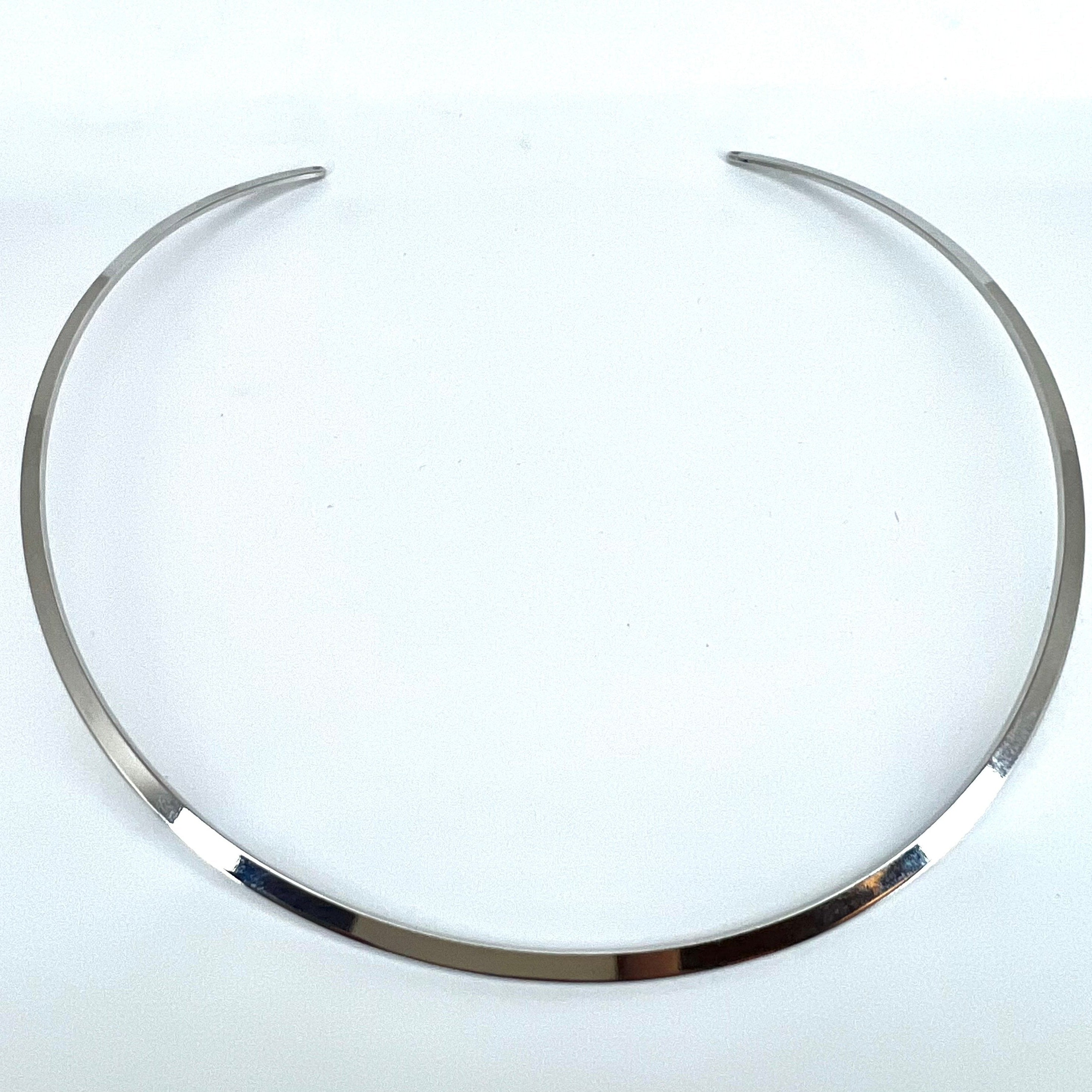 Bow Necklace - Zirconia - White Gold Plated - Choker