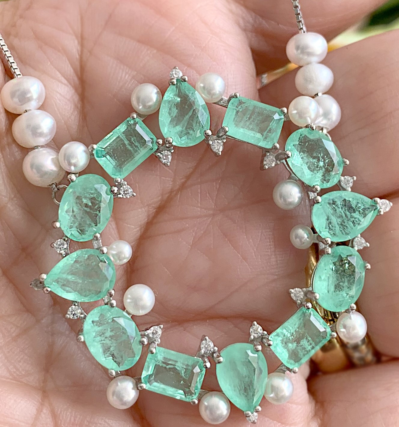 FUSION EMERALD AND PEARL LAUREN NECKLACE