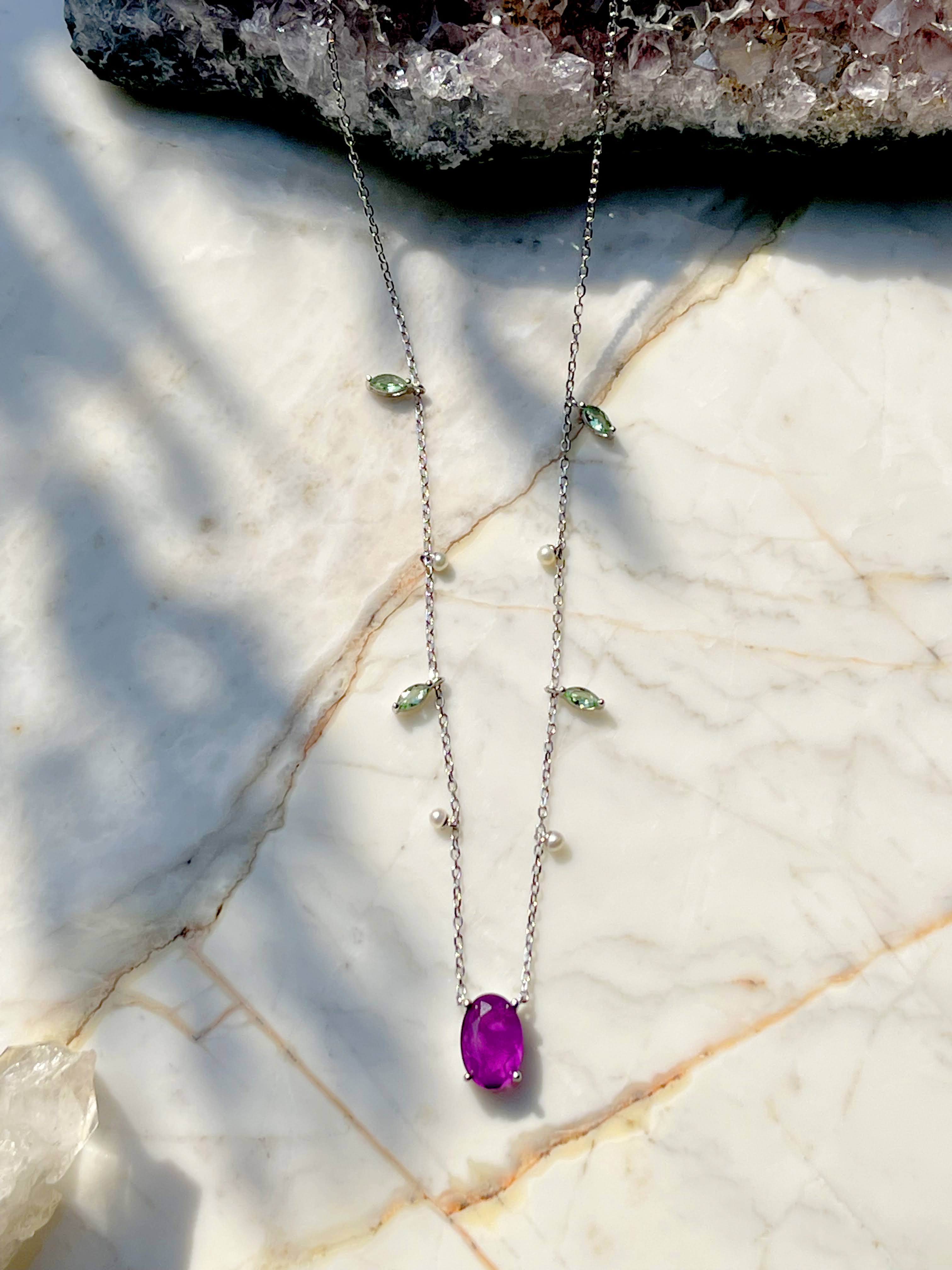 AMETHYST, GREEN AMETHYST AND PEARL LANA NECKLACE