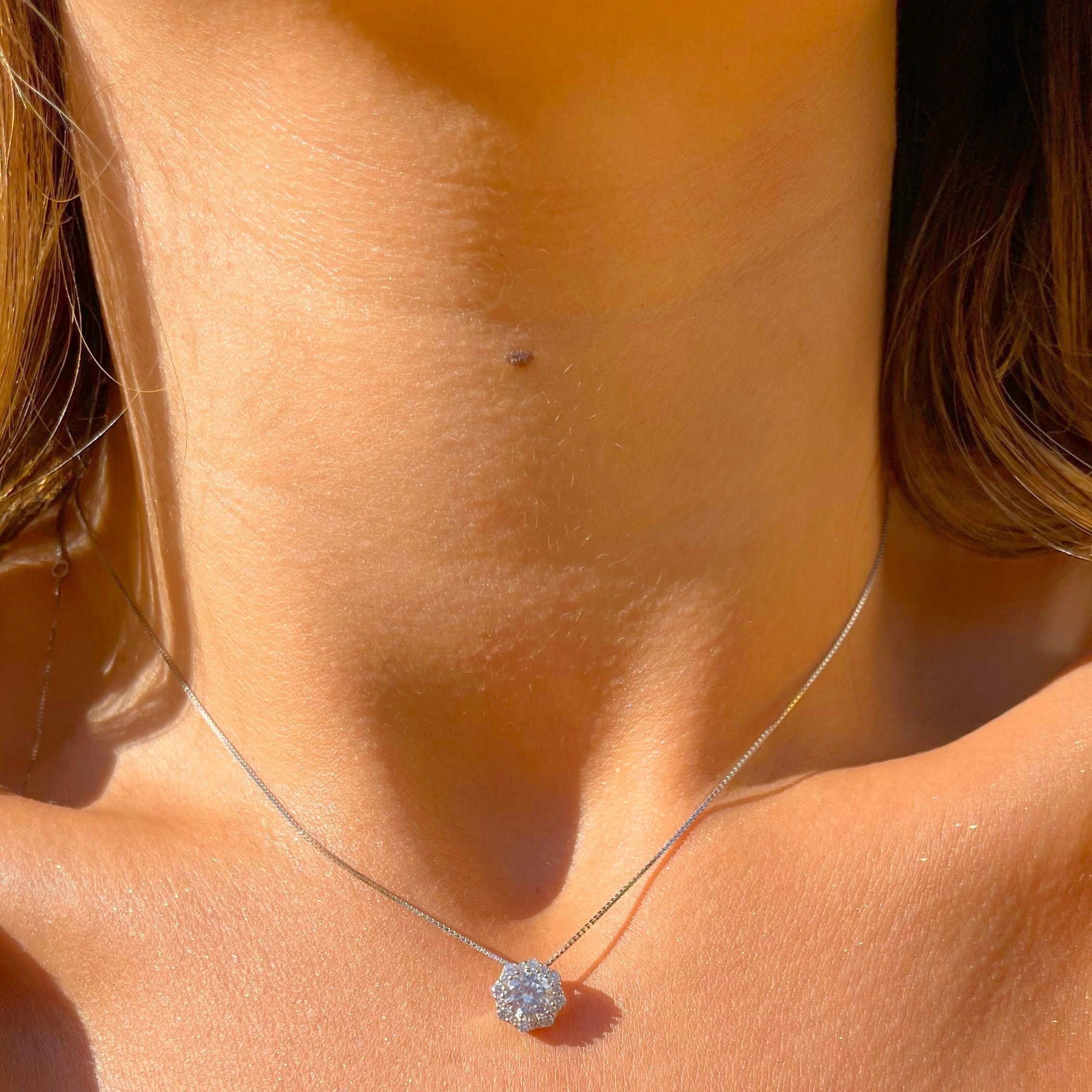 ZIRCONIA PENELOPE NECKLACE