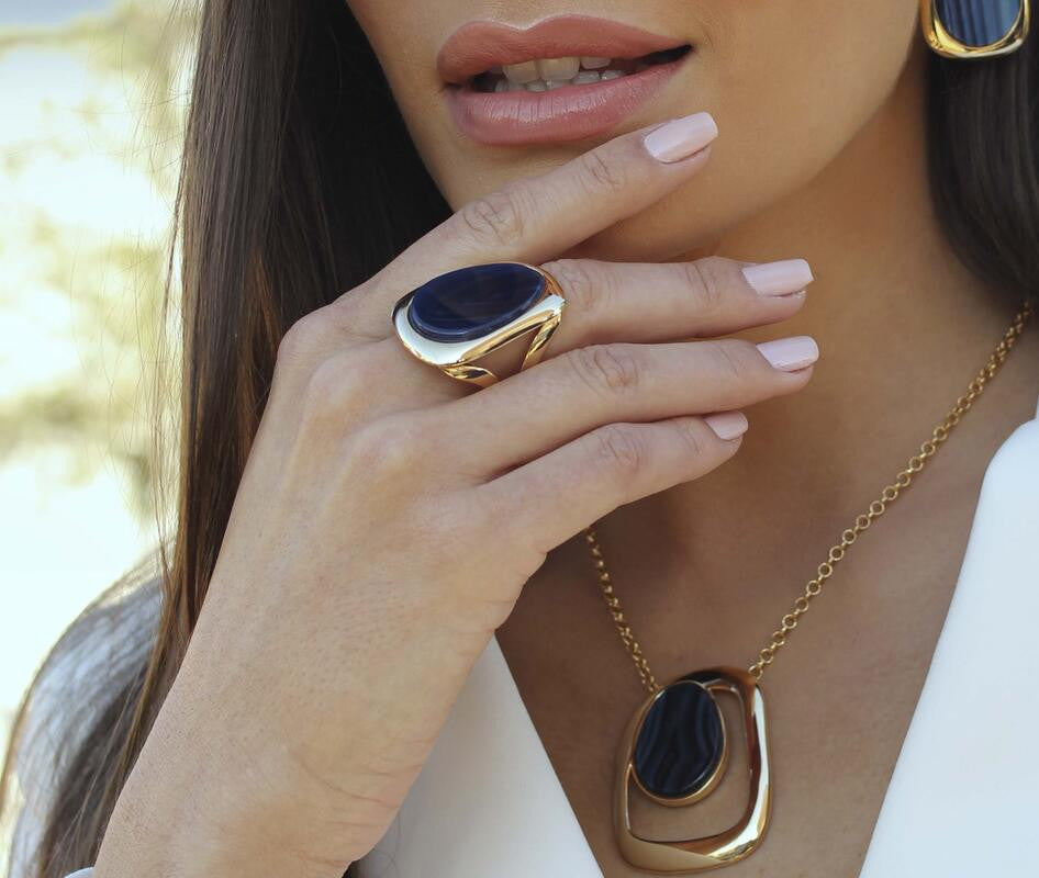 RING - GOLD PLATED - BLUE AGATA STONE WITH STRIPE BIK