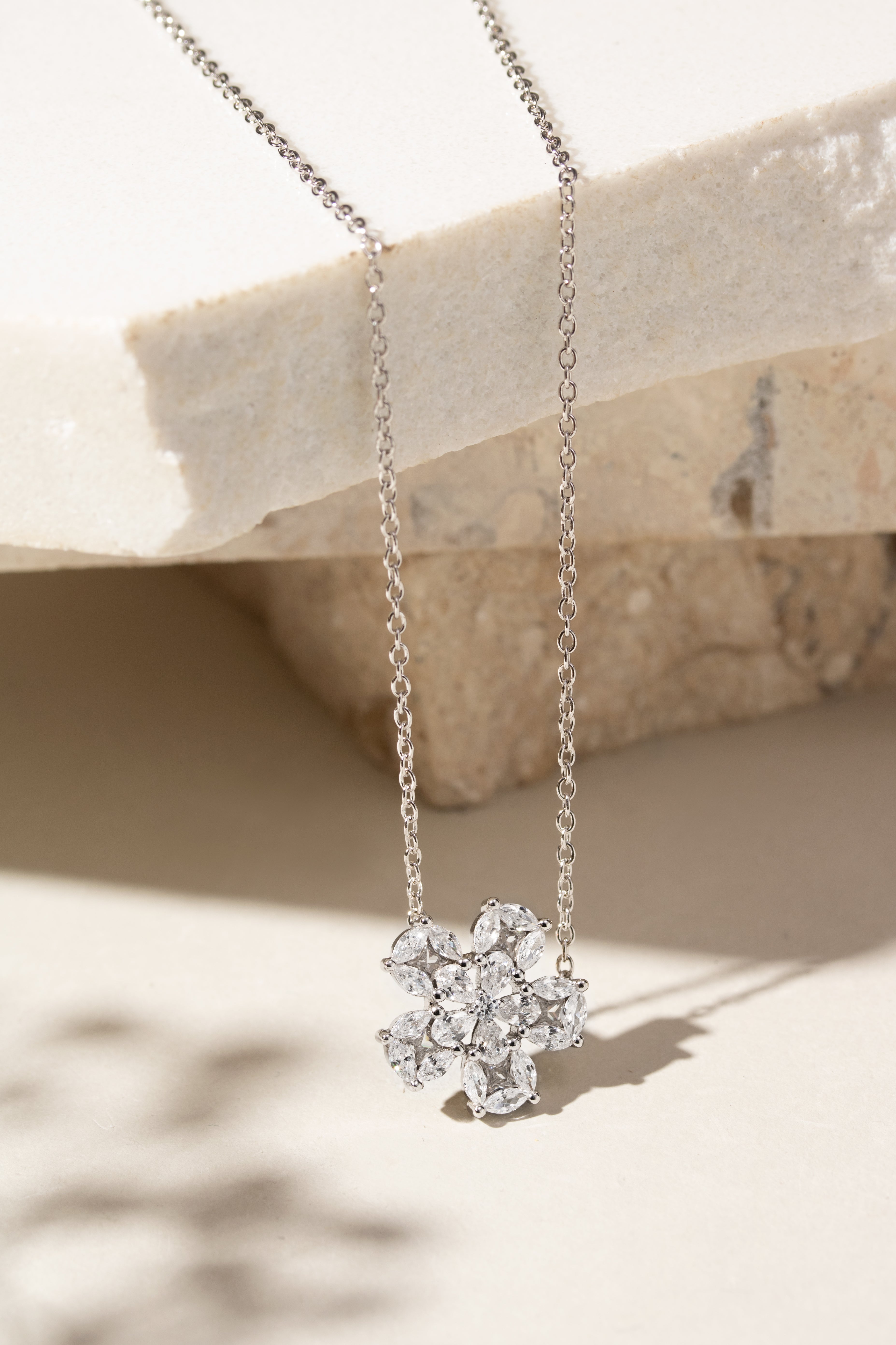 WHITE ZIRCONIA ROSE NECKLACE