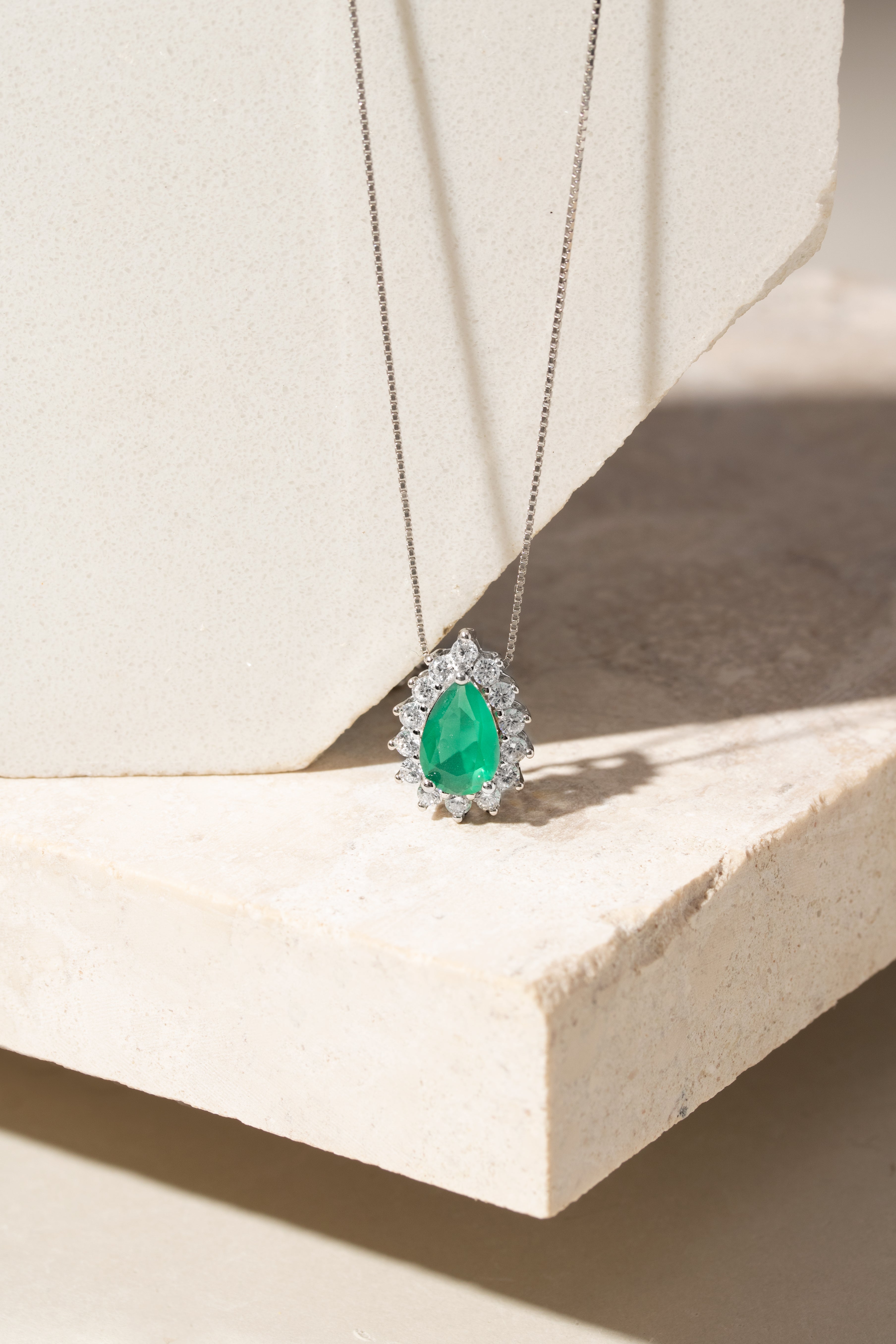 EMERALD EMMA NECKLACE