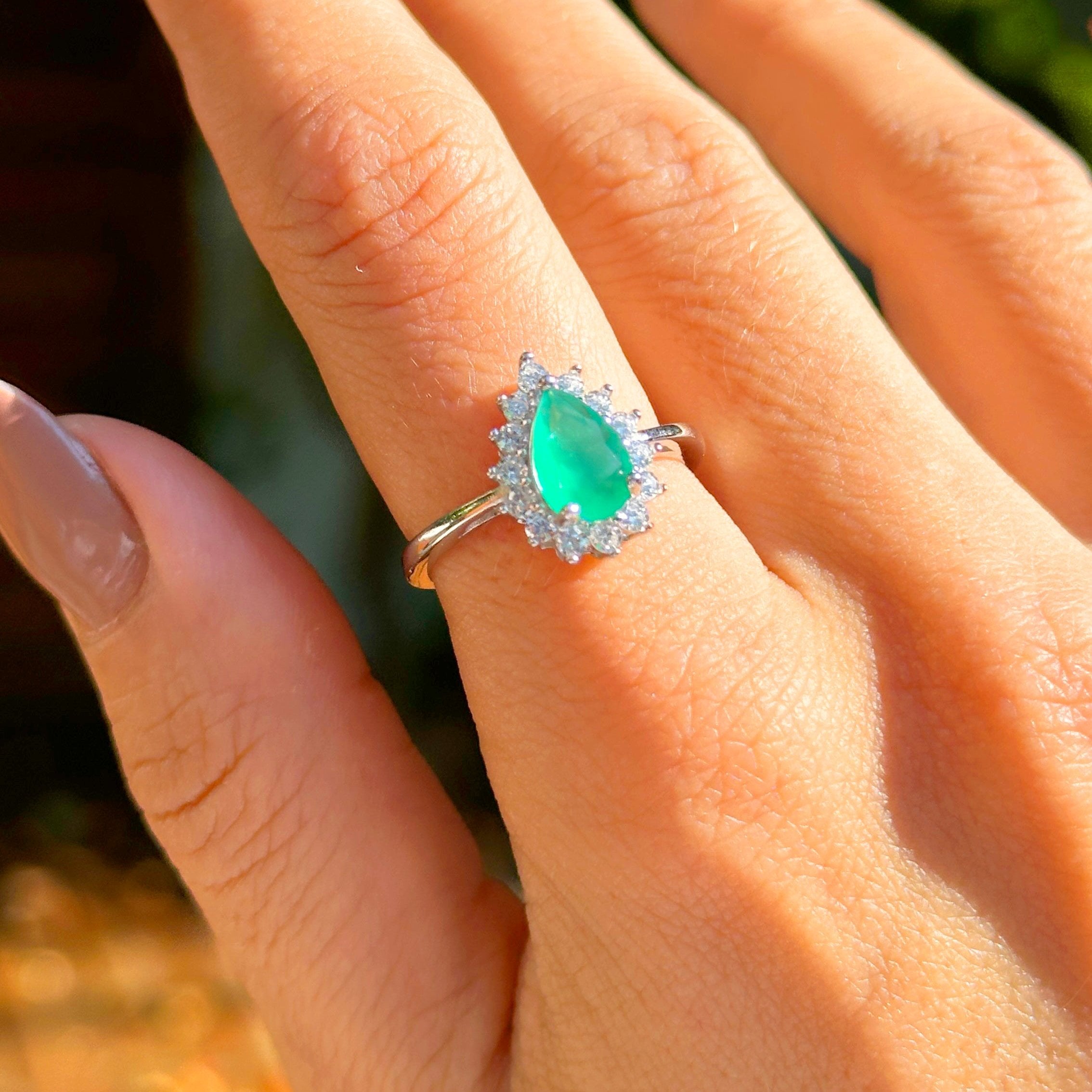 EMERALD EMMA RING