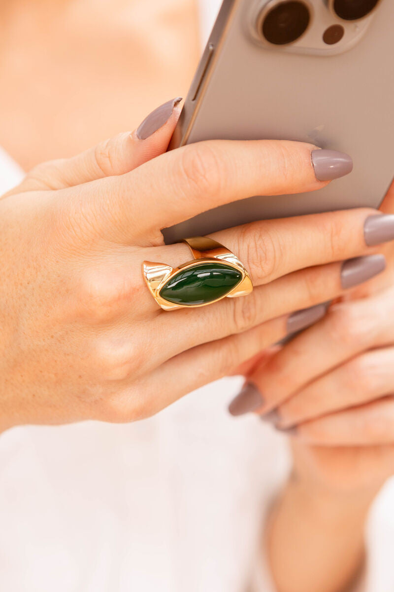 RIVERSIDE REFLECTION RING - GREEN AGATE