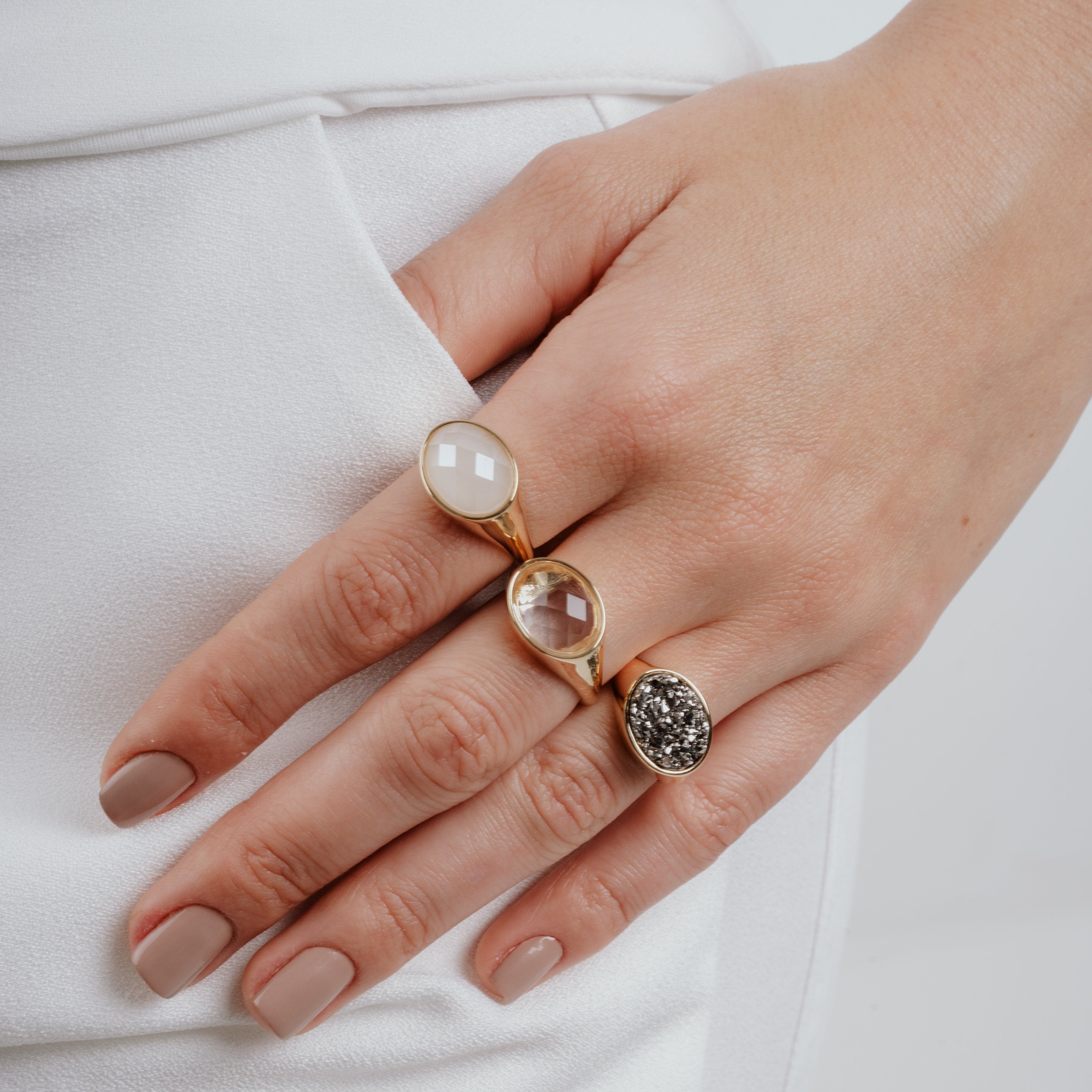 SNOW QUEEN RING - PEARLIZED ARAGONITE