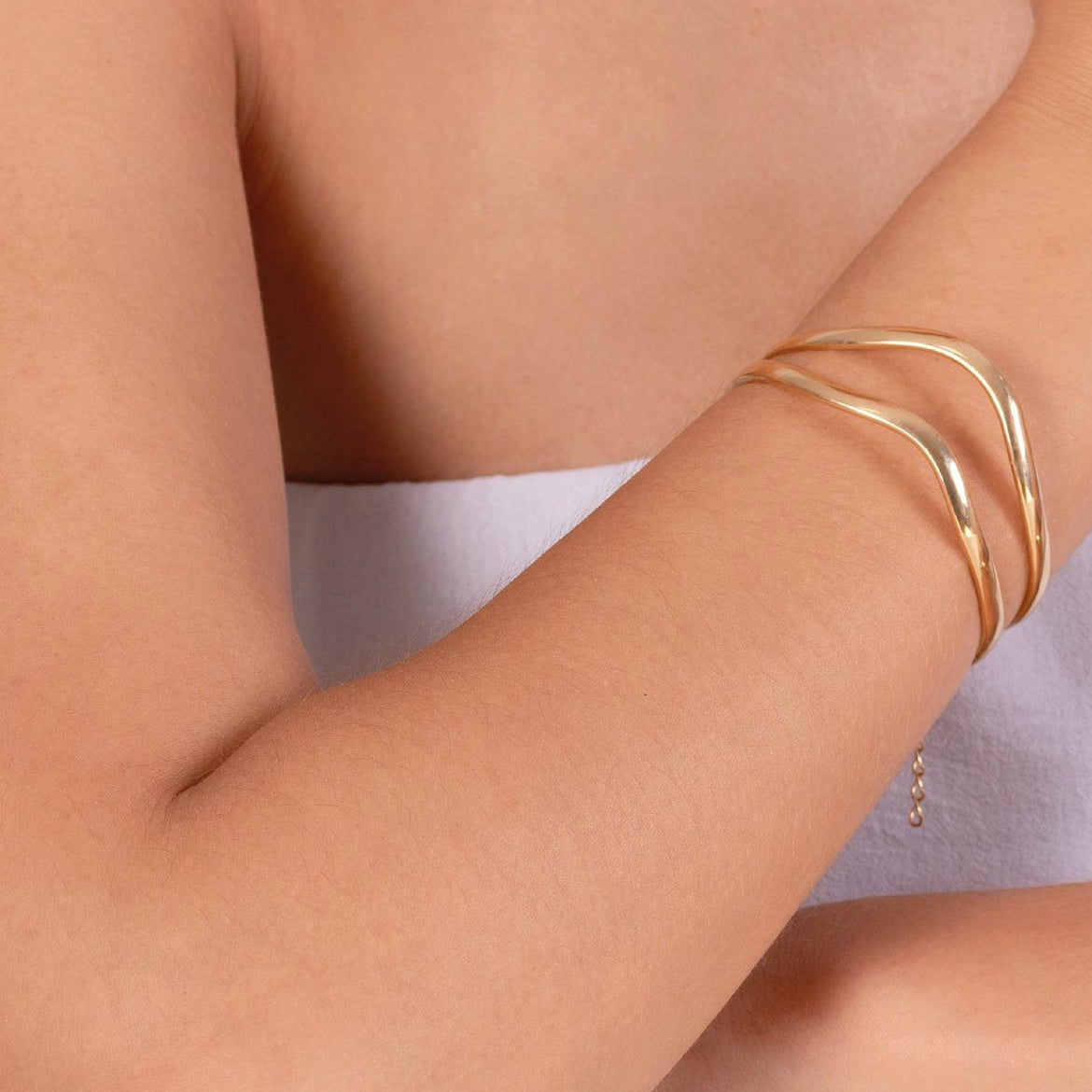 EAST VILLAGE VIBE BRACELET - GOLD PLATED