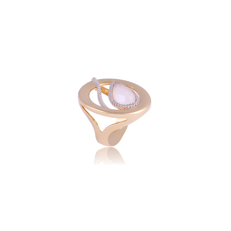 PEARLIZED MILKY QUARTZ STONE RING - GOLD PLATED