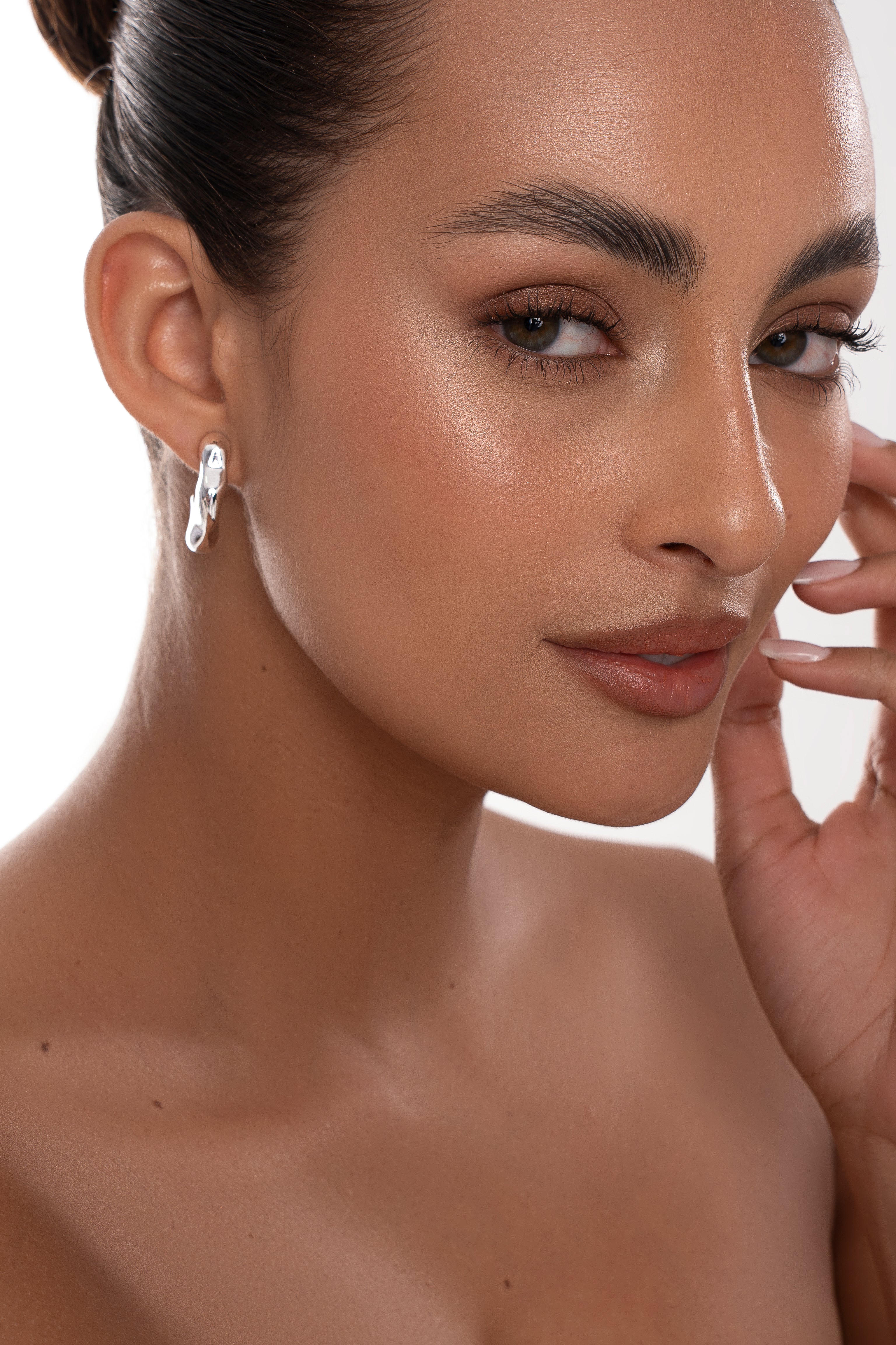 INTENT HOOP EARRING| SILVER PLATED | UNSTOPPABLE COLLECTION | BRAINSTORM JEWELRY