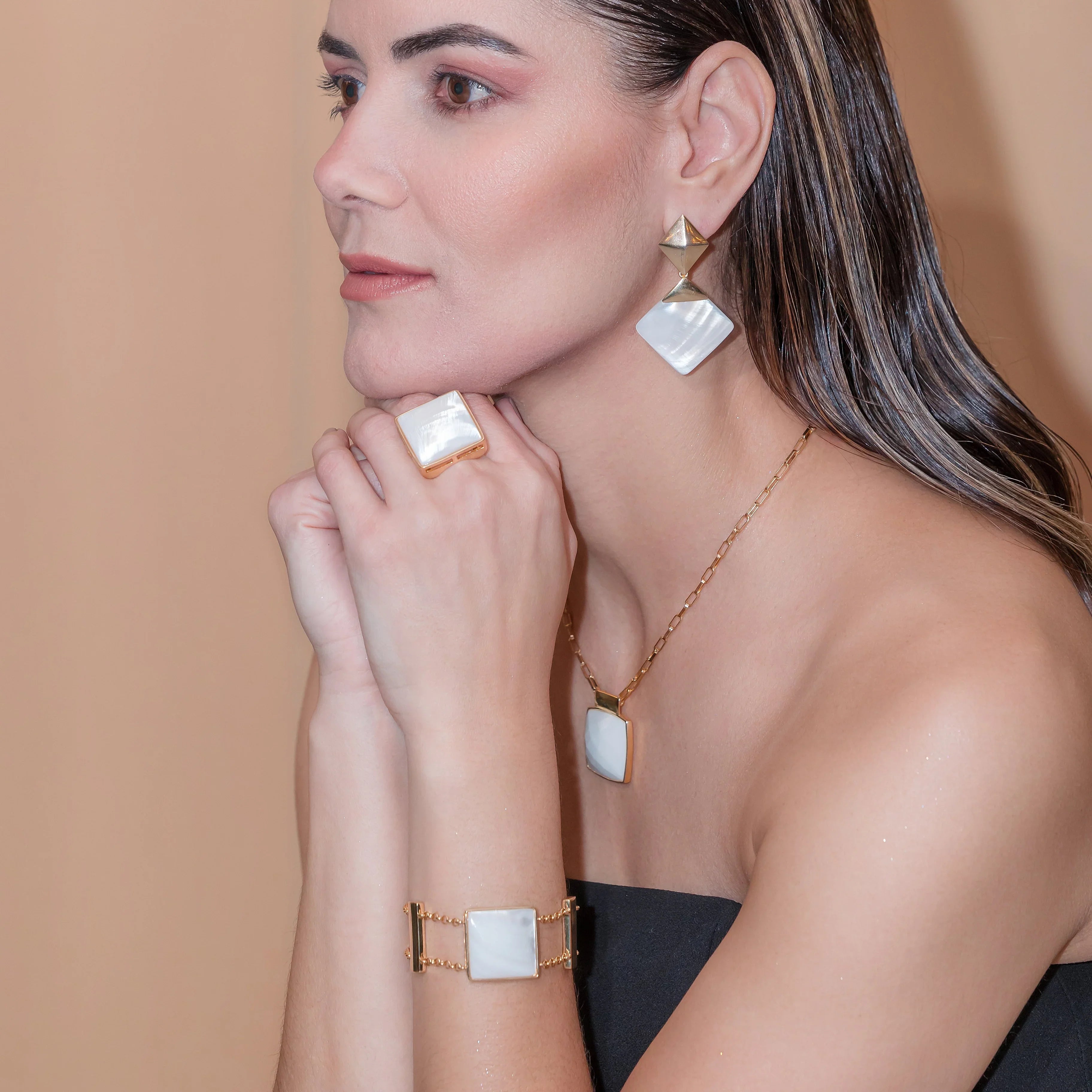 MOTHER OF PEARL SET