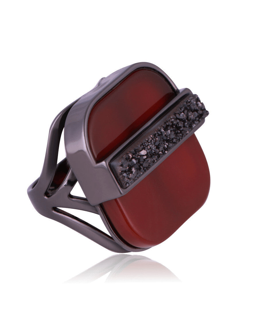 NOHO ELEGANCE RING - BLACK METALLIZATION AND RED AGATE STONE