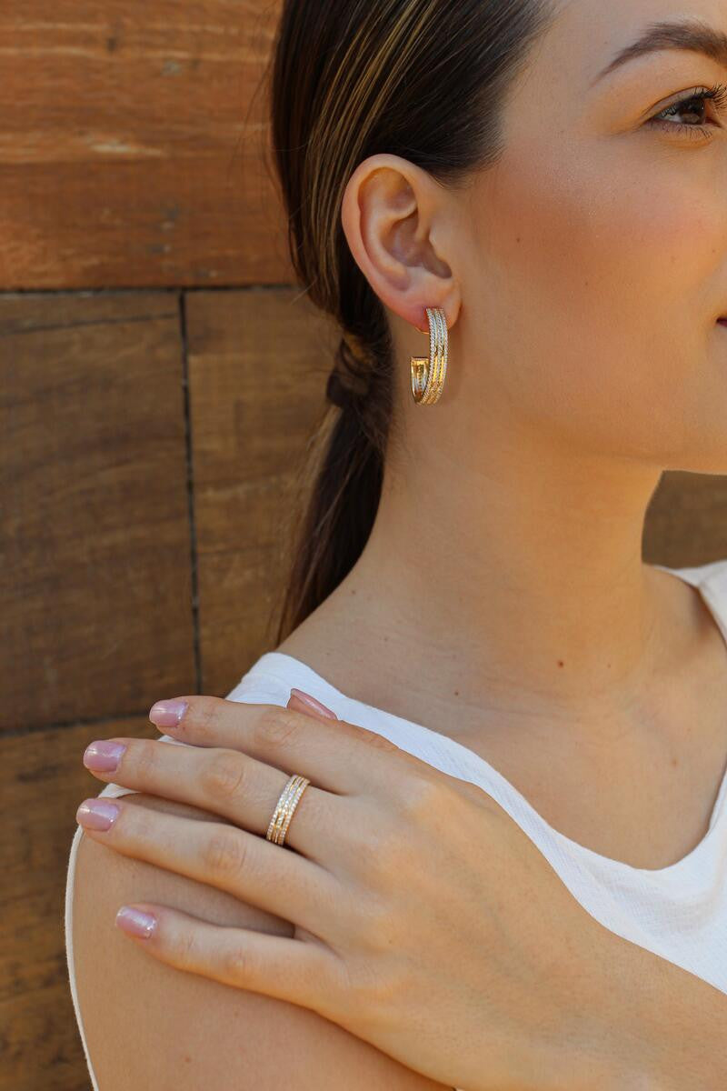 HALF MOON WITH REMOVABLE PEARL - EARRING - GOLD PLATED