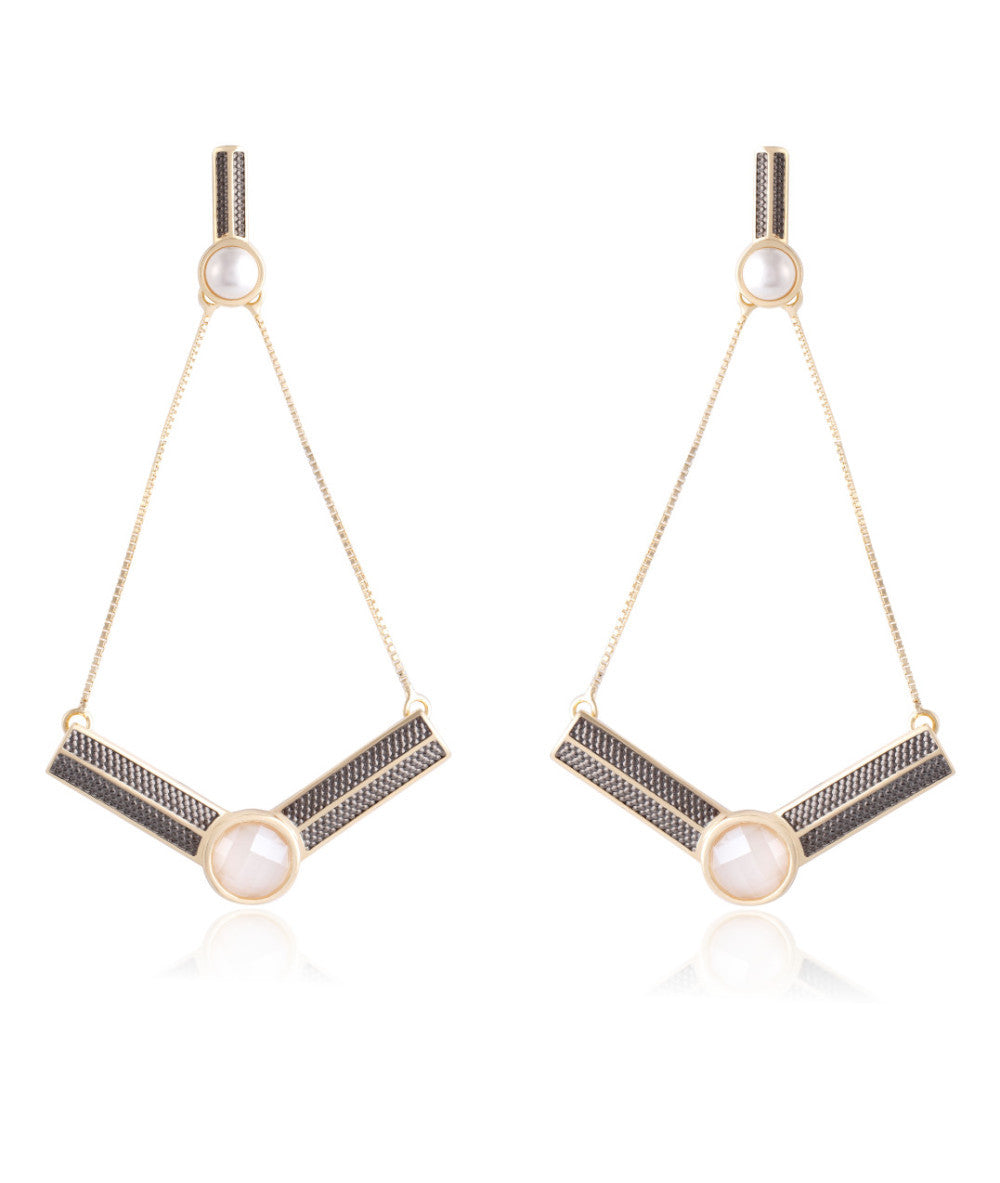 PEARL & PEARLIZED MILKY QUARTZ EARRING - DROP SHAPE - GOLD PLATED